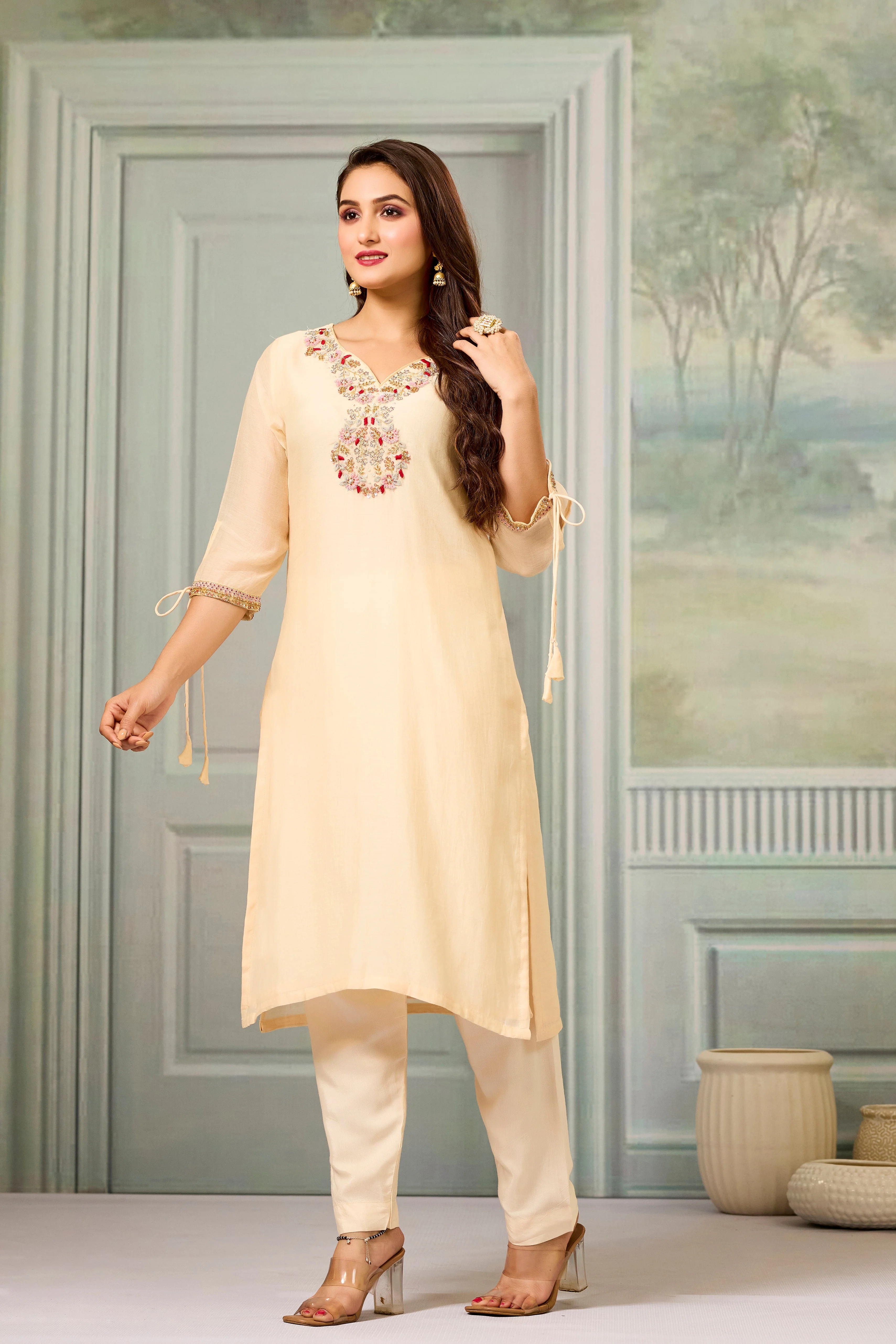 Cream Handwork Mul-Chanderi Silk Kurta Pants Set - Image 4