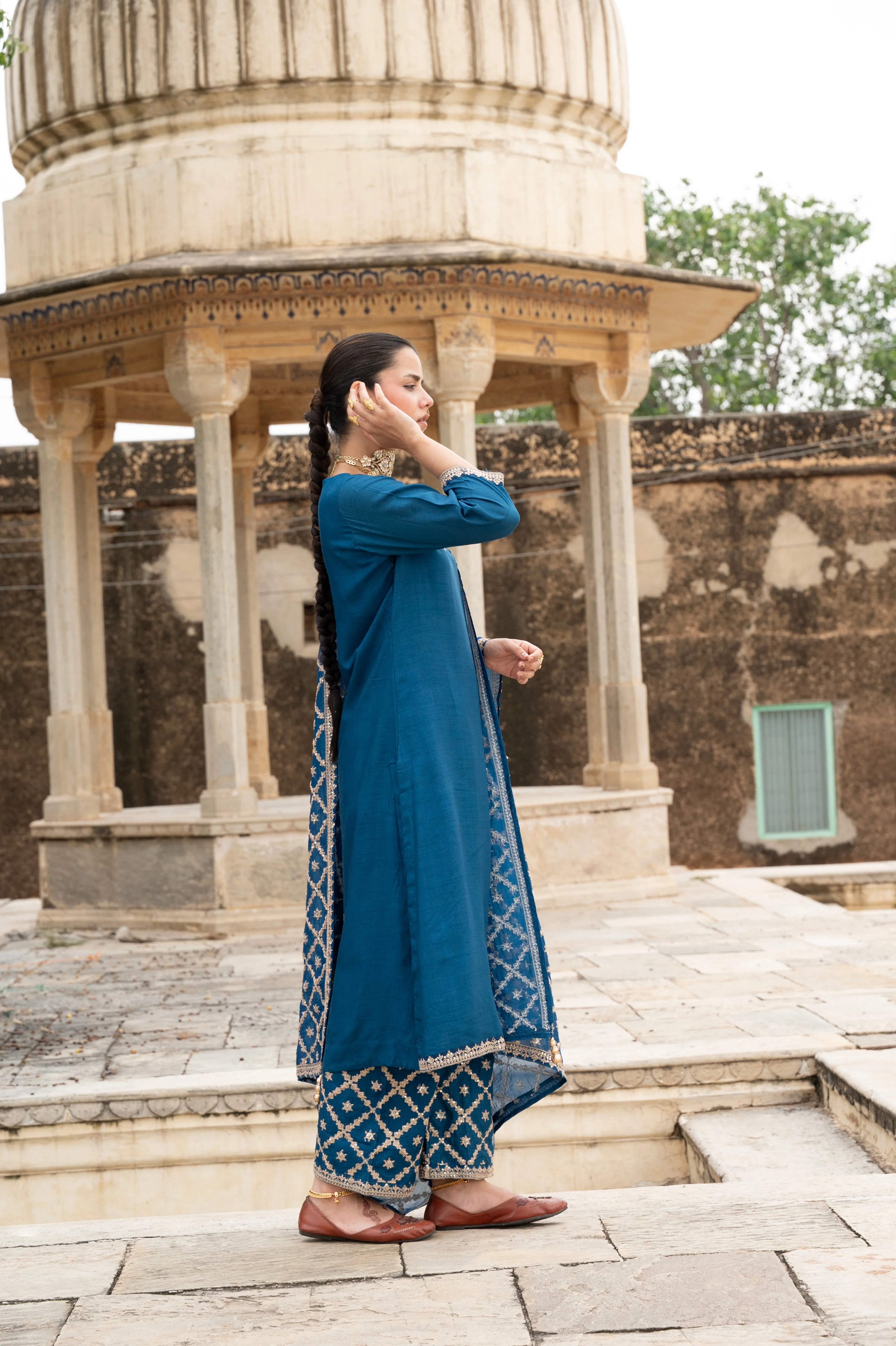 Indigo Blue Embellished Dola Silk Pant Set - Image 3