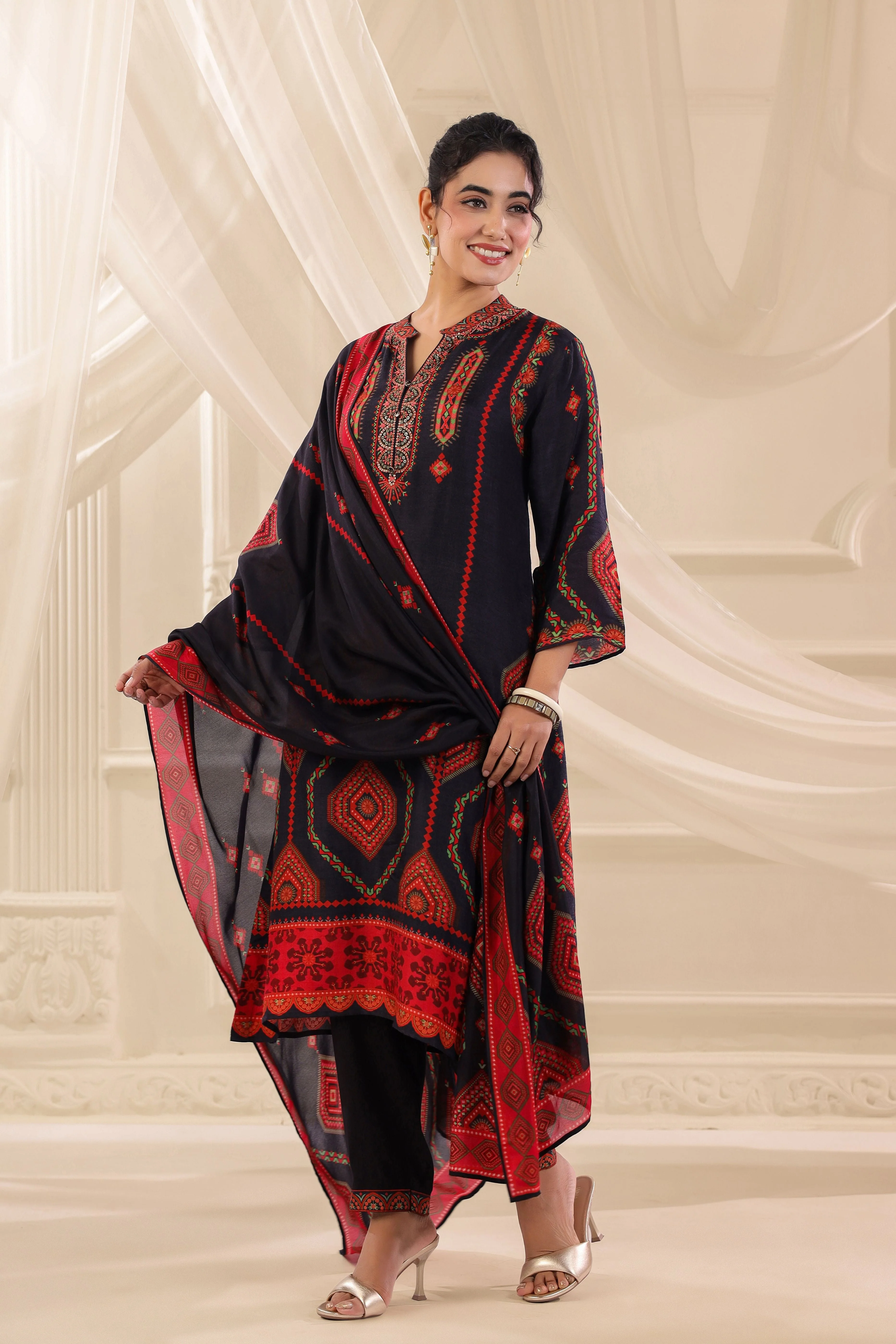 Ink Blue Printed Dola Silk Pant Set - Image 3