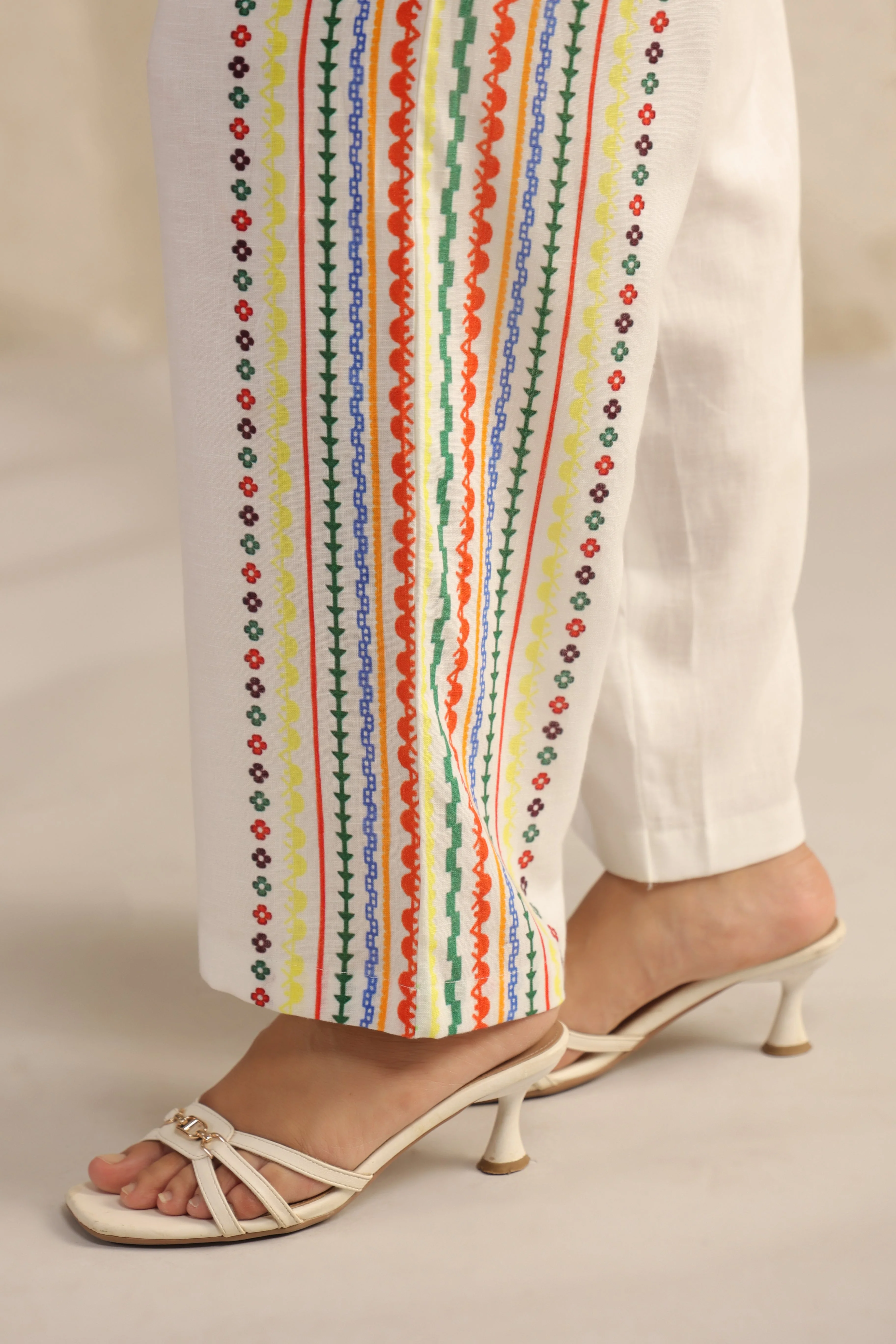 Ivory Abstract Printed Pure Linen Co-Ord Set - Image 3