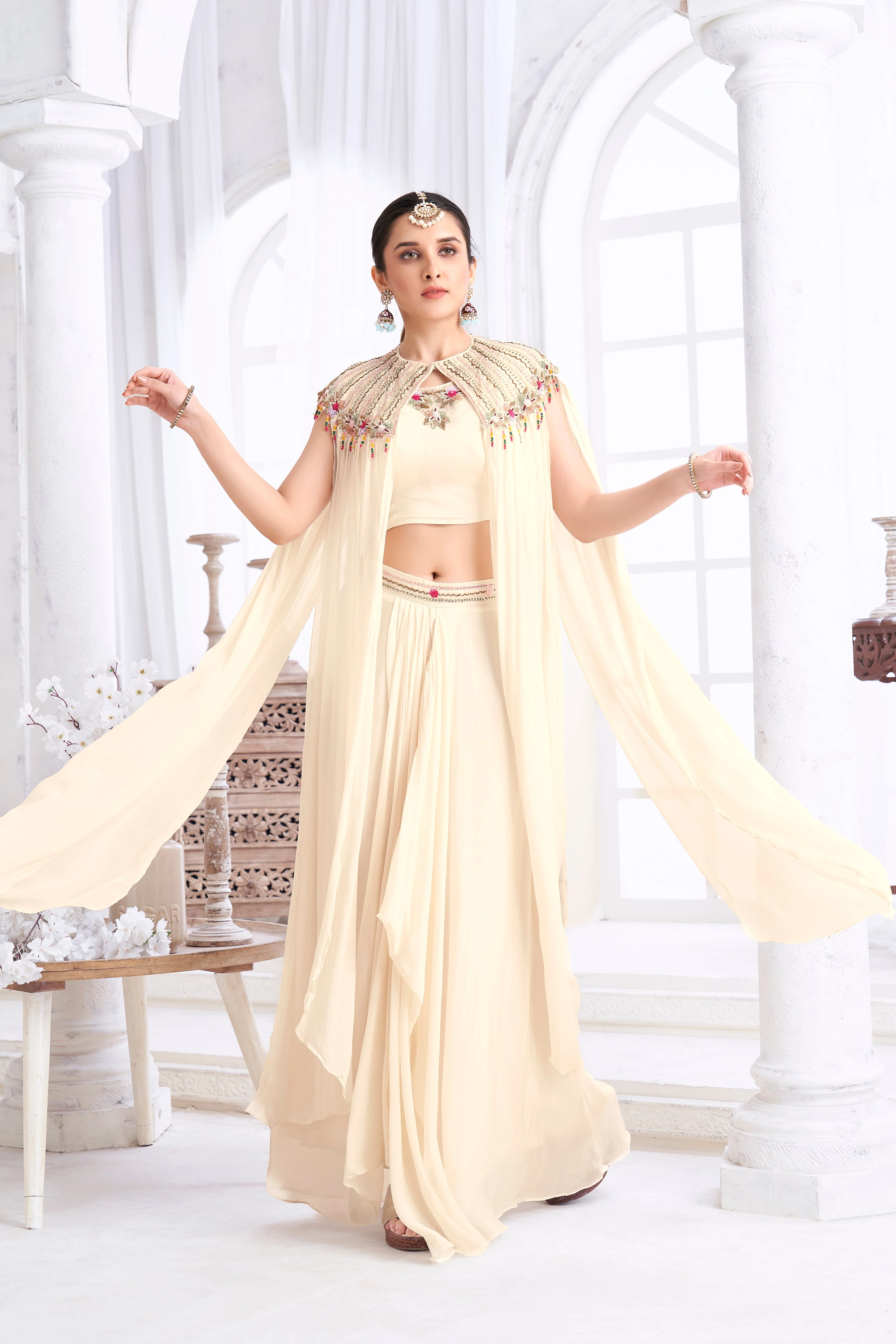 Cream Embellished Chinon Silk Cape Set - Image 3