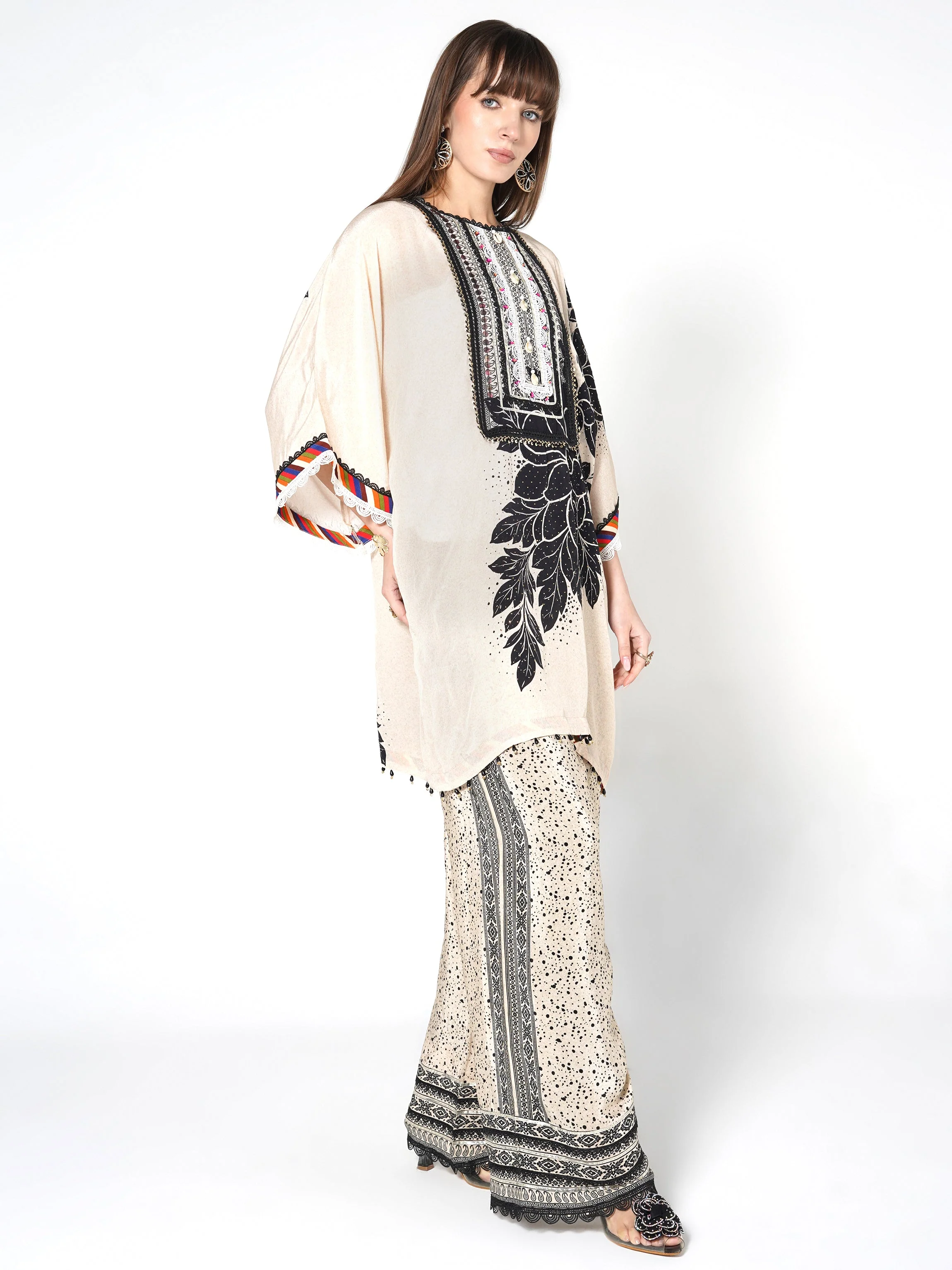 Ivory Embellished Crepe Silk Co-Ord Set - Image 5