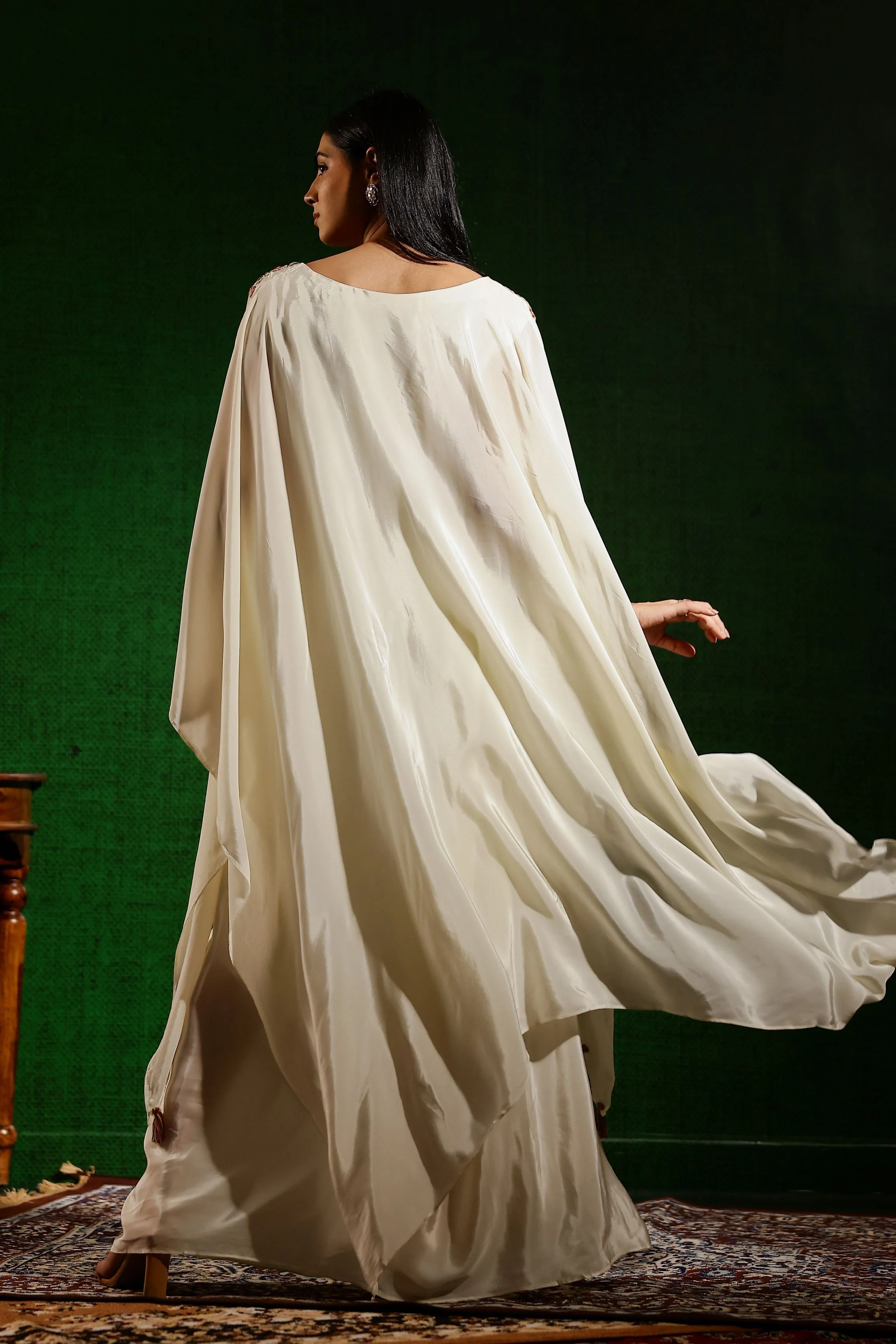 Ivory Embroidered Habutai Silk Skirt Set - Image 5