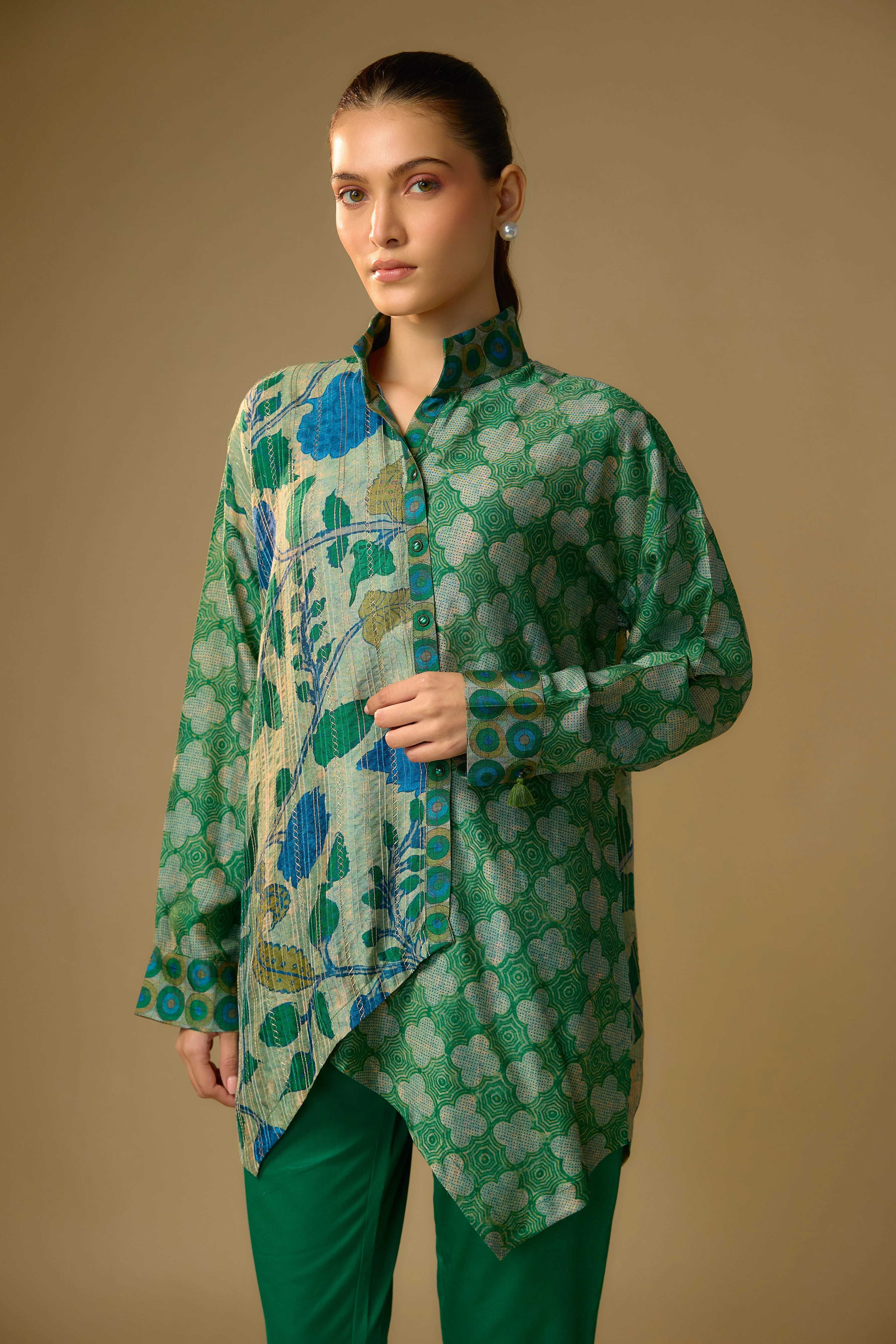 Pista Green Floral Printed Slub Cotton Silk Tunic Top - Image 2