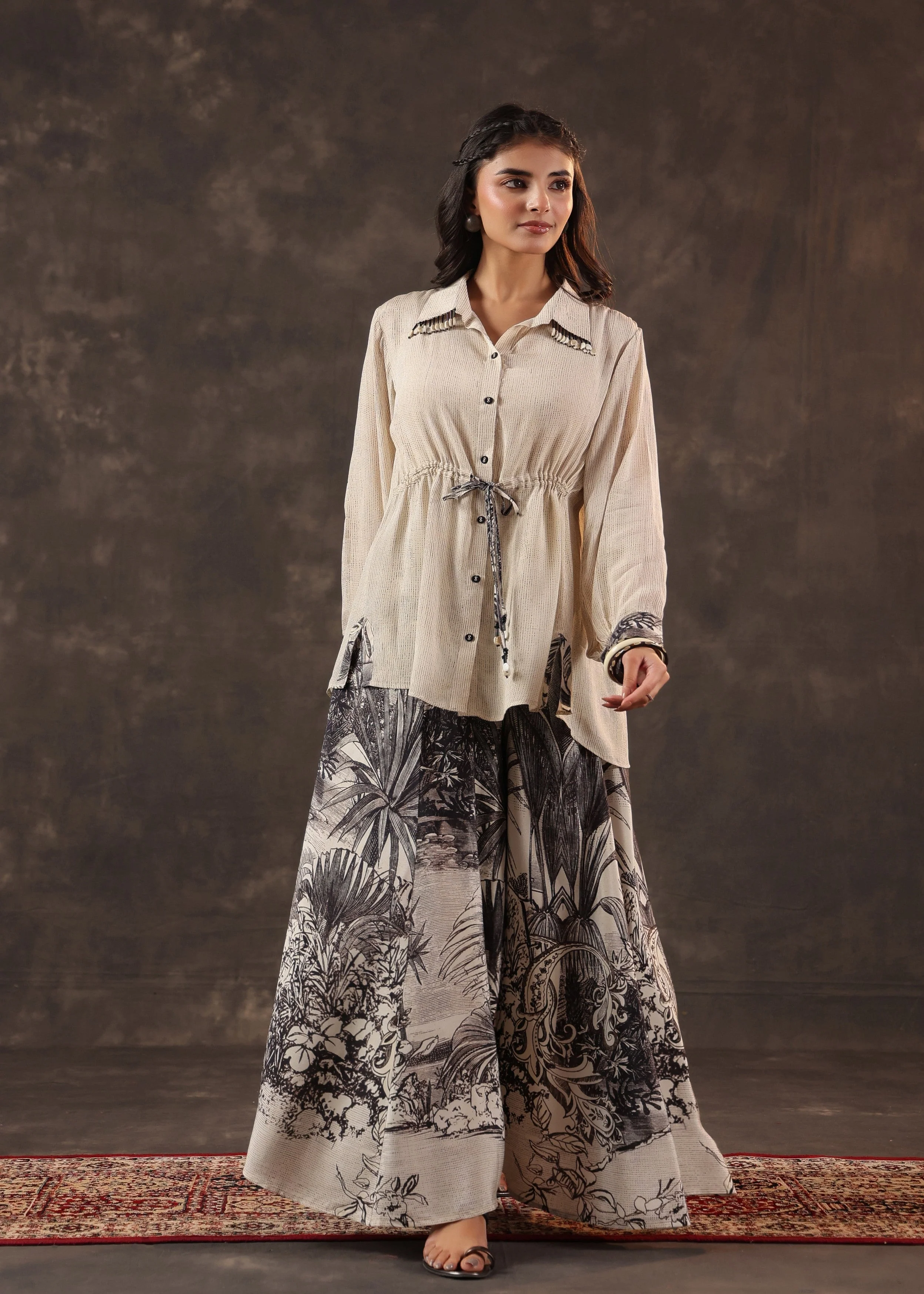 Ivory Onyx Printed Crepe Silk Co-Ord Set - Image 2