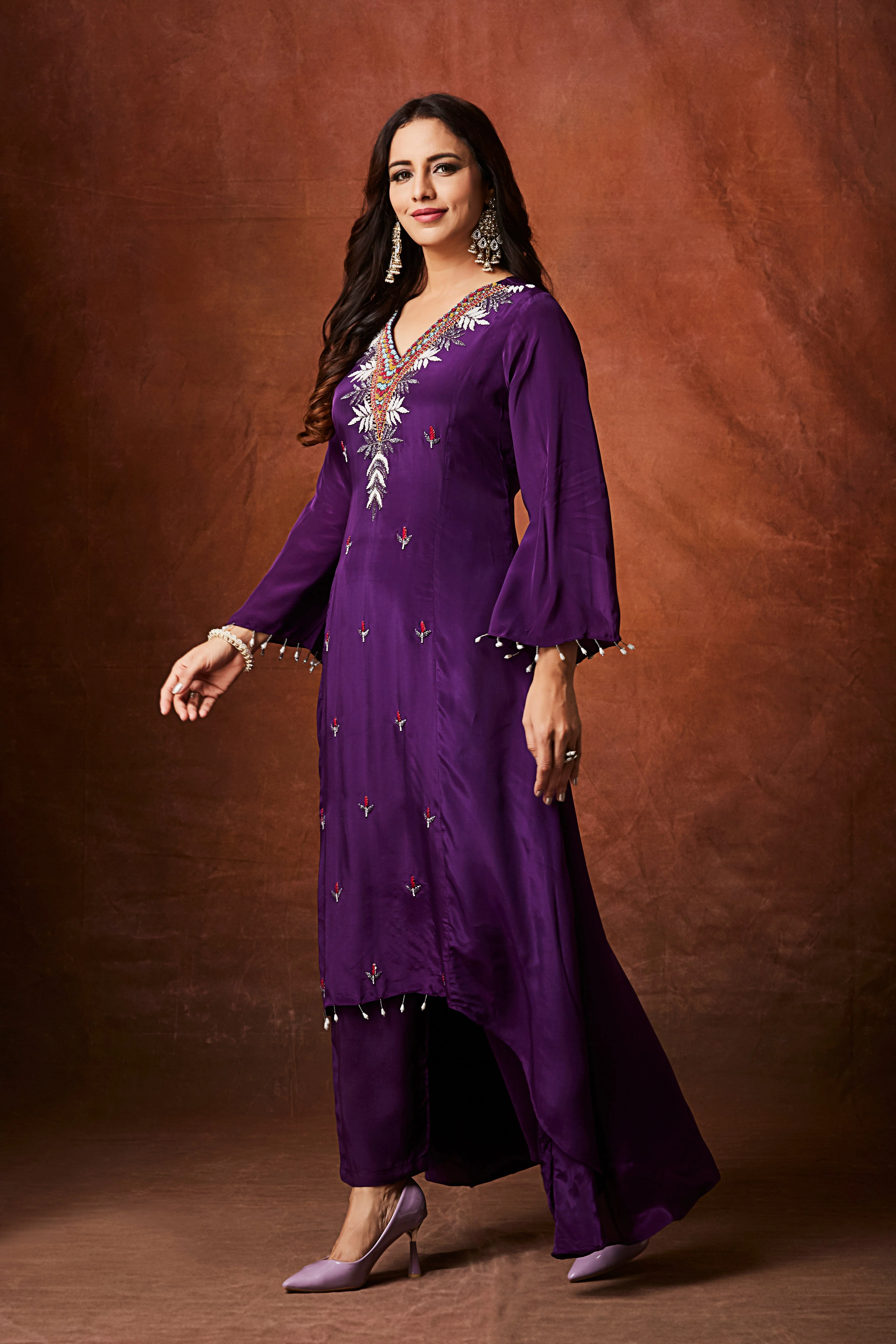 Deep Purple Embellished Chinon Silk Kurta Set - Image 3