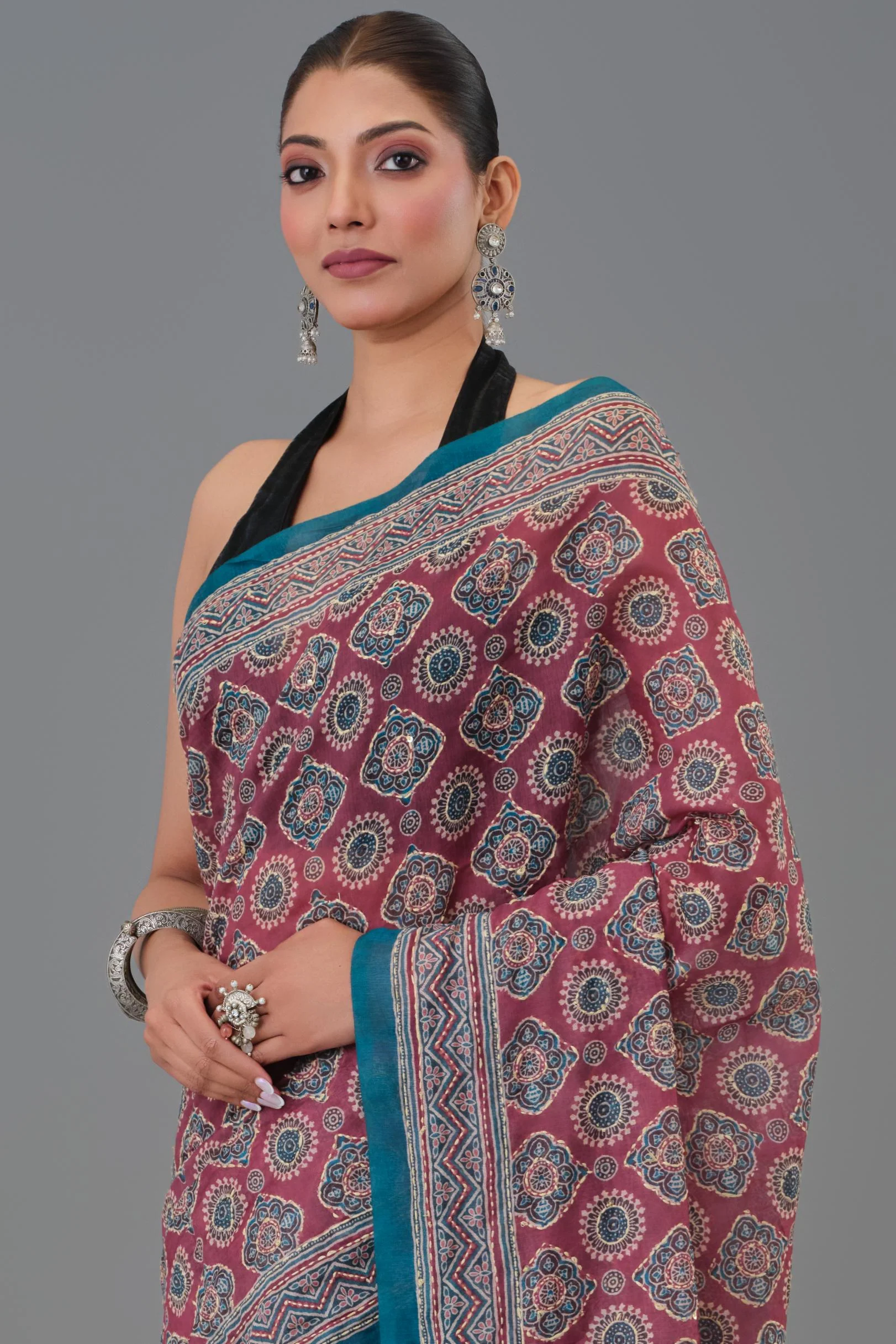 Maroon Kantha Handwork Chanderi Silk Saree - Image 4