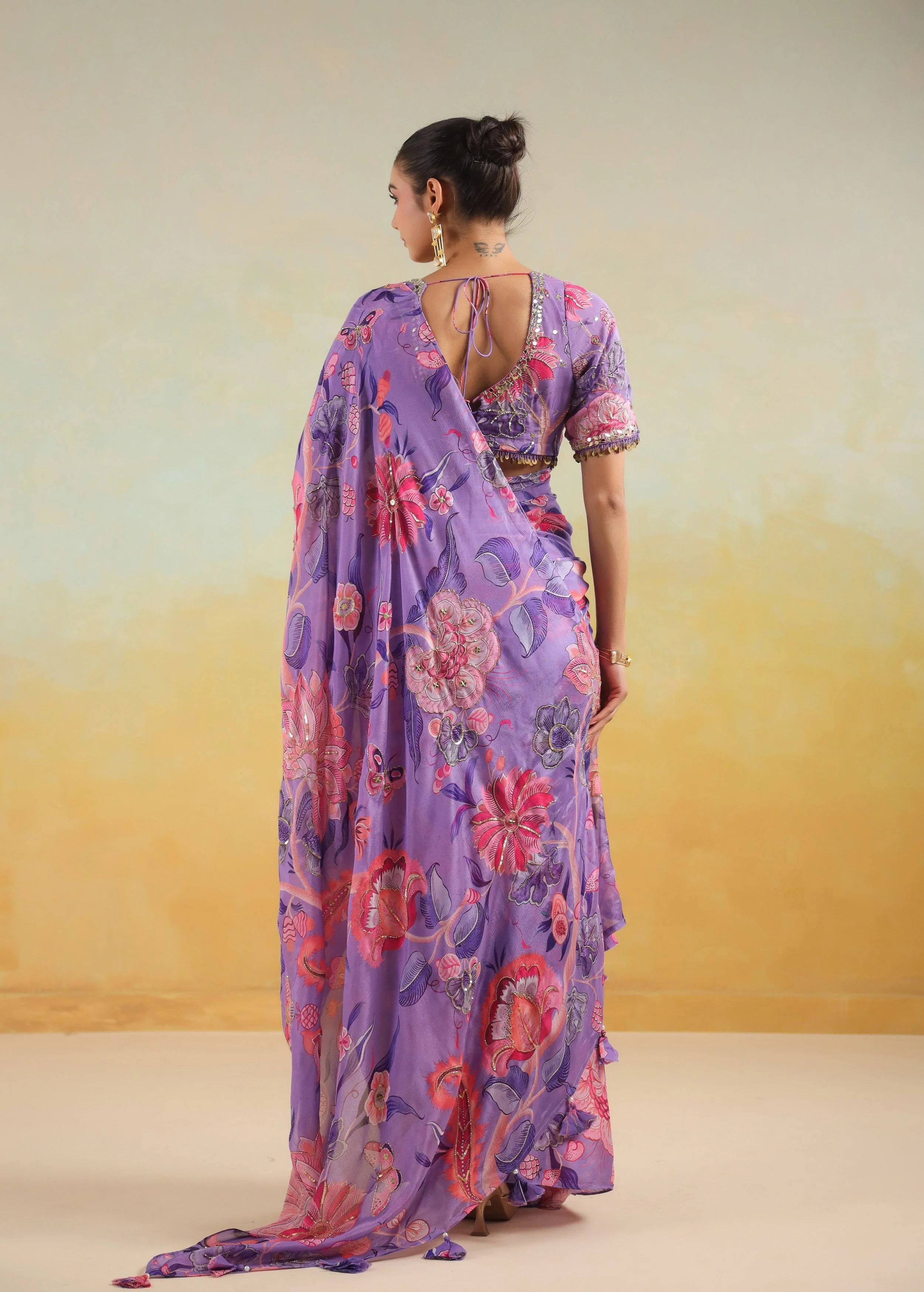 Lavender Printed Chinon Silk Saree - Image 8