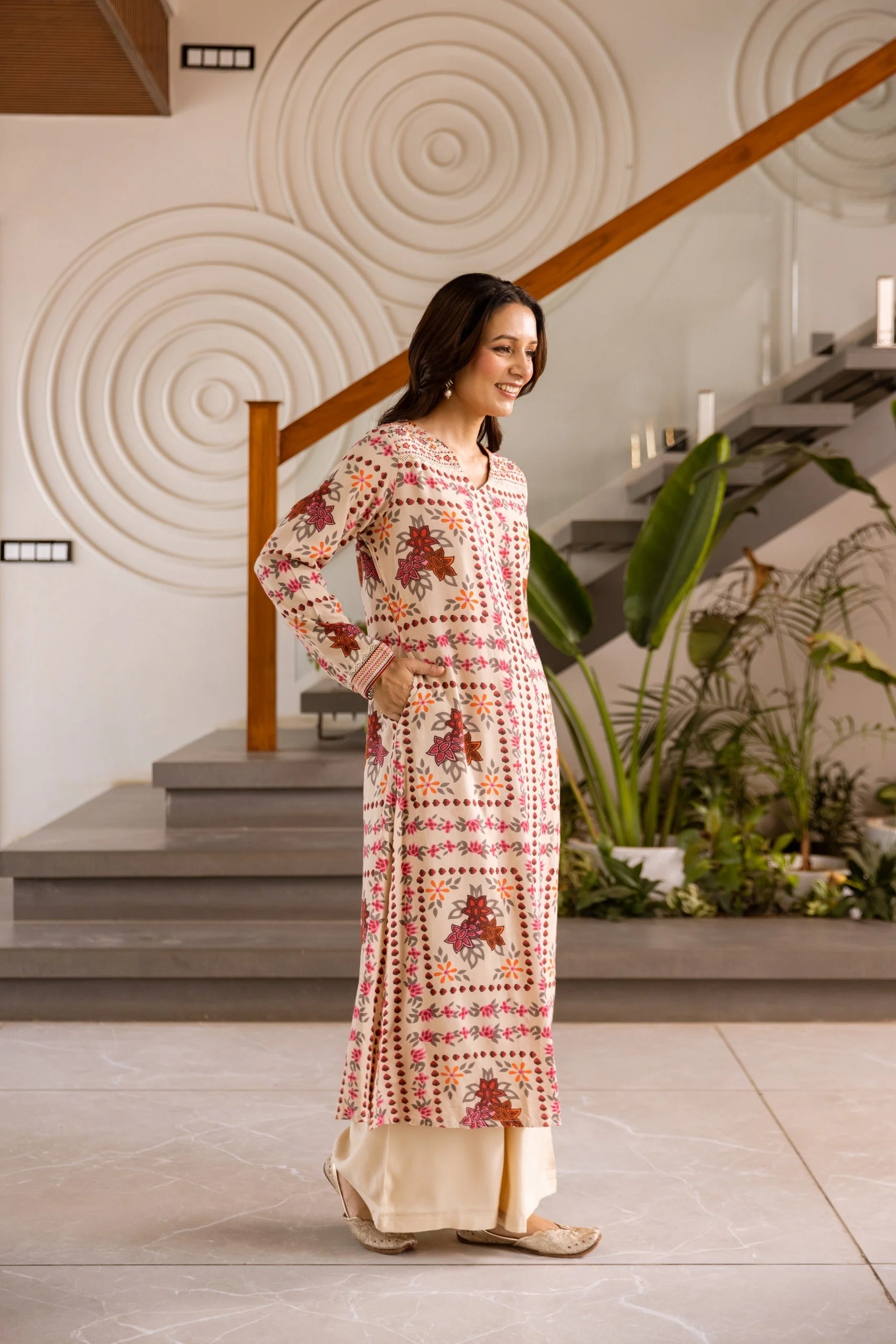 Light Beige Printed Kurta Set - Image 5