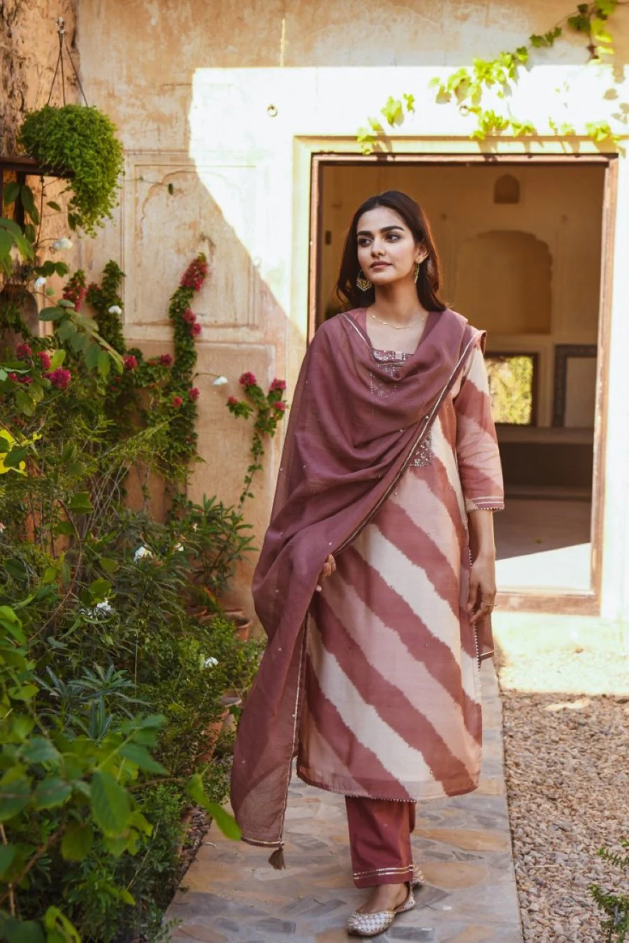 Light Brown Leheriya Embellished Kurta Set - Image 5