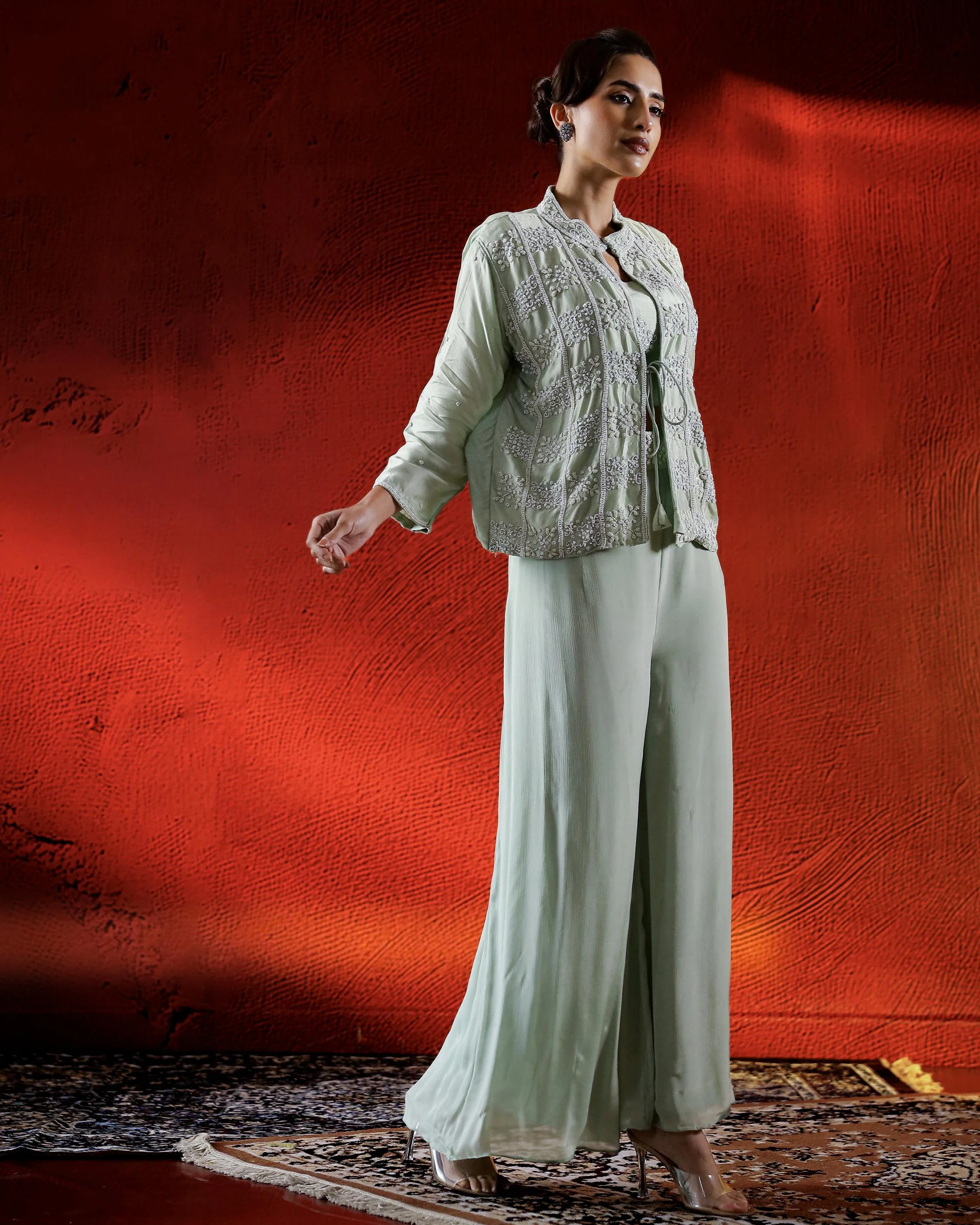 Light Green Embellished Spanish Silk Cape Set - Image 3
