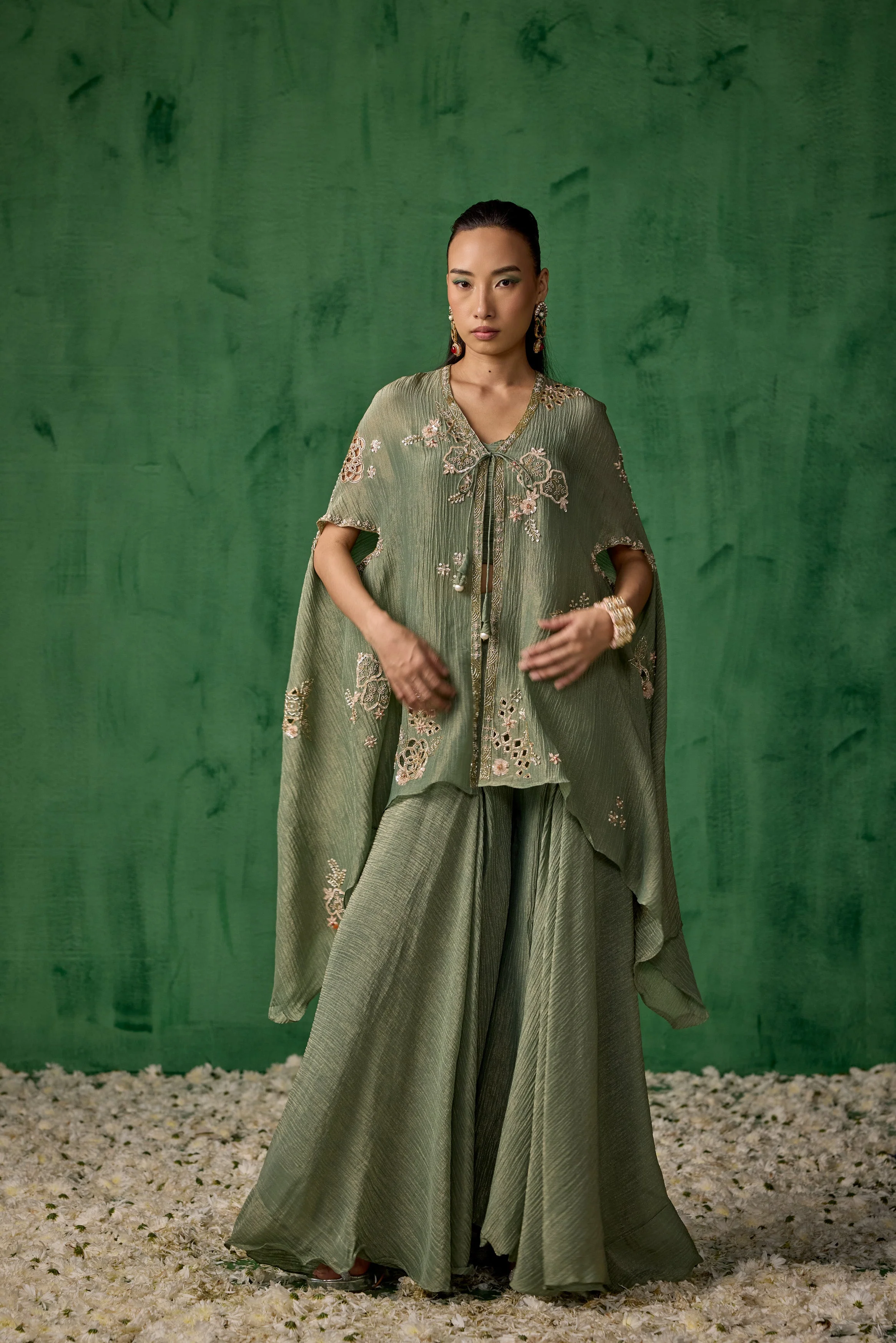 Light Green Embellished Shimmer Organza Silk Cape Set - Image 4