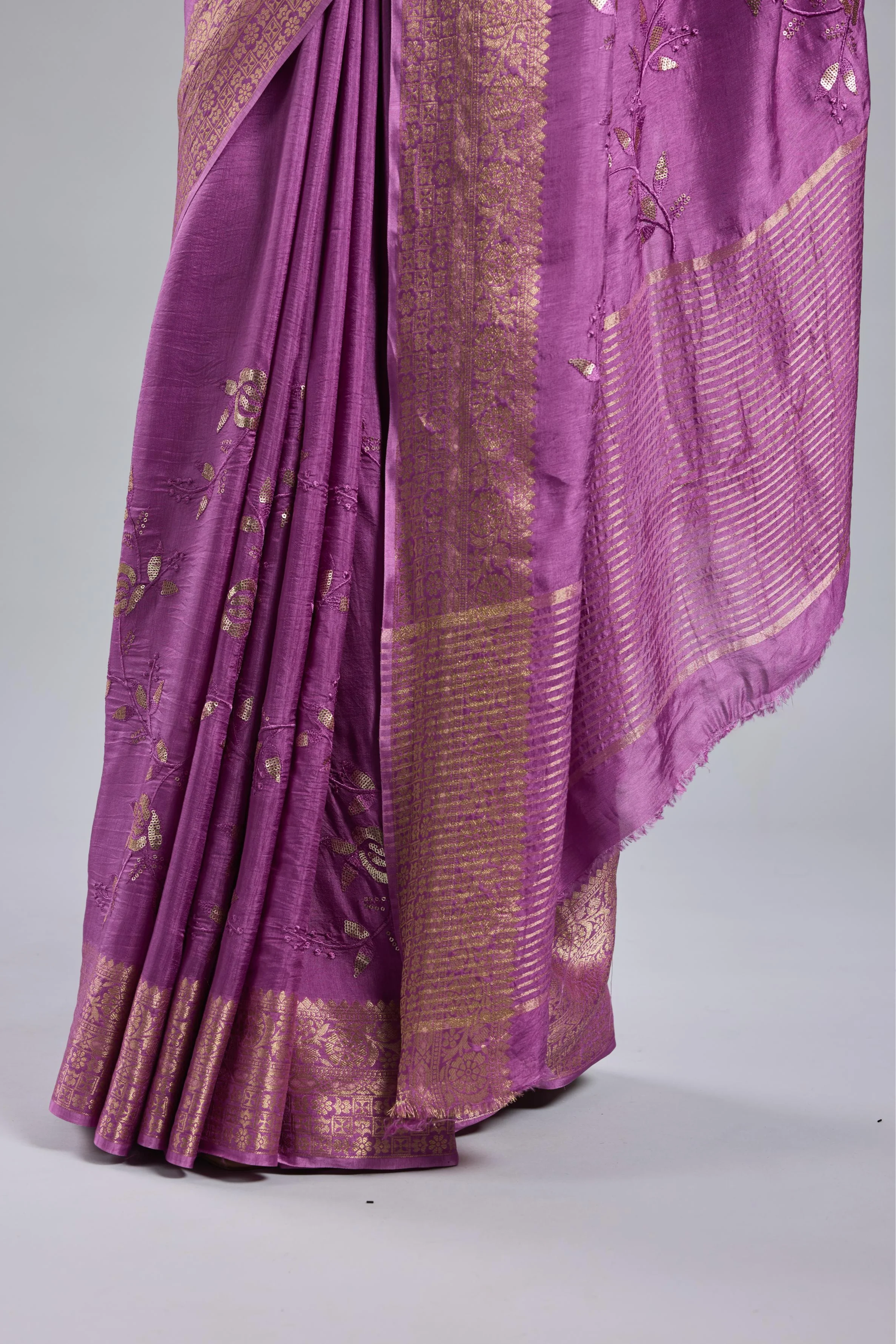 Lilac Embellished Russian Silk Saree - Image 9