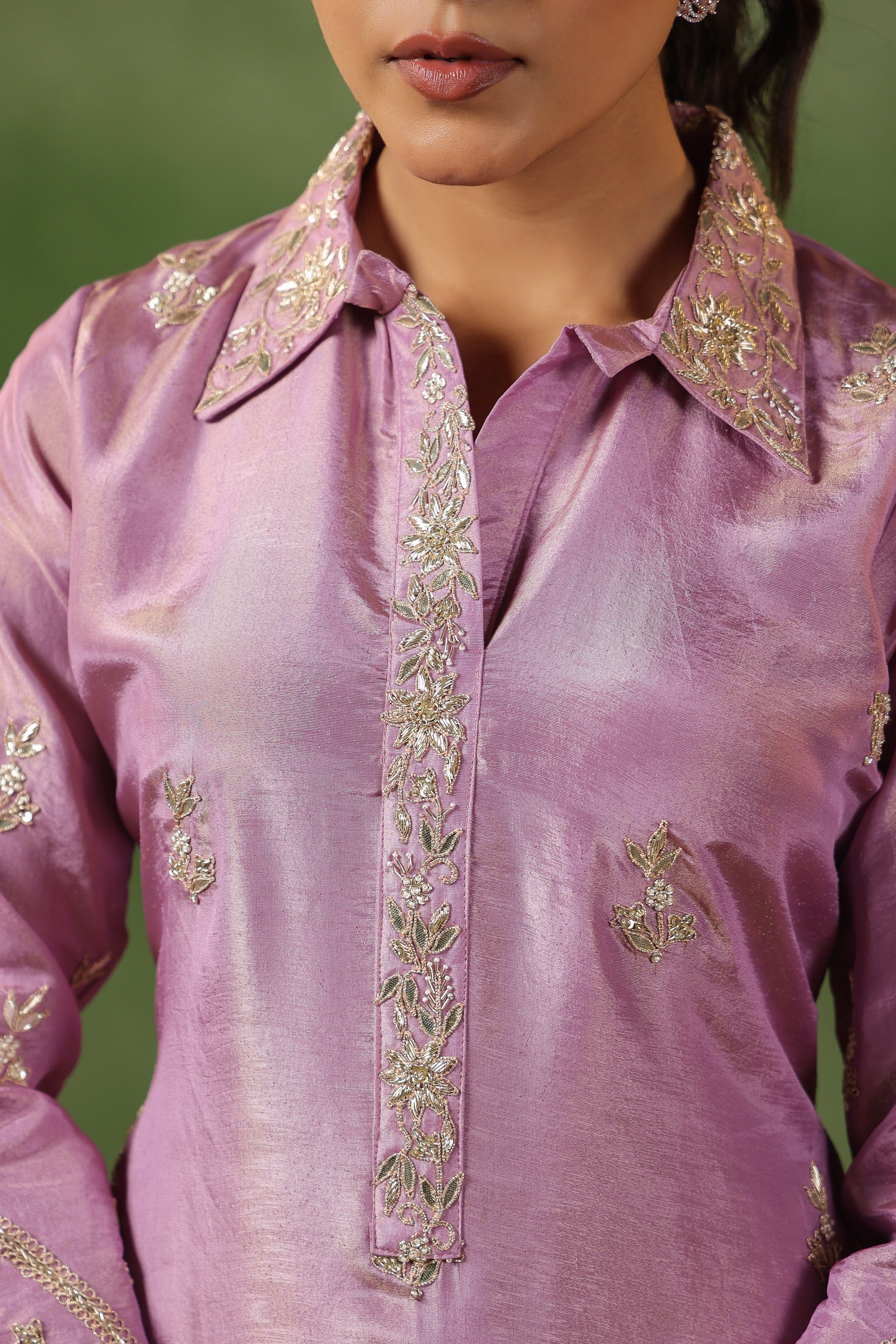Lilac Pink Embellished Tissue Silk Kurta Set - Image 2