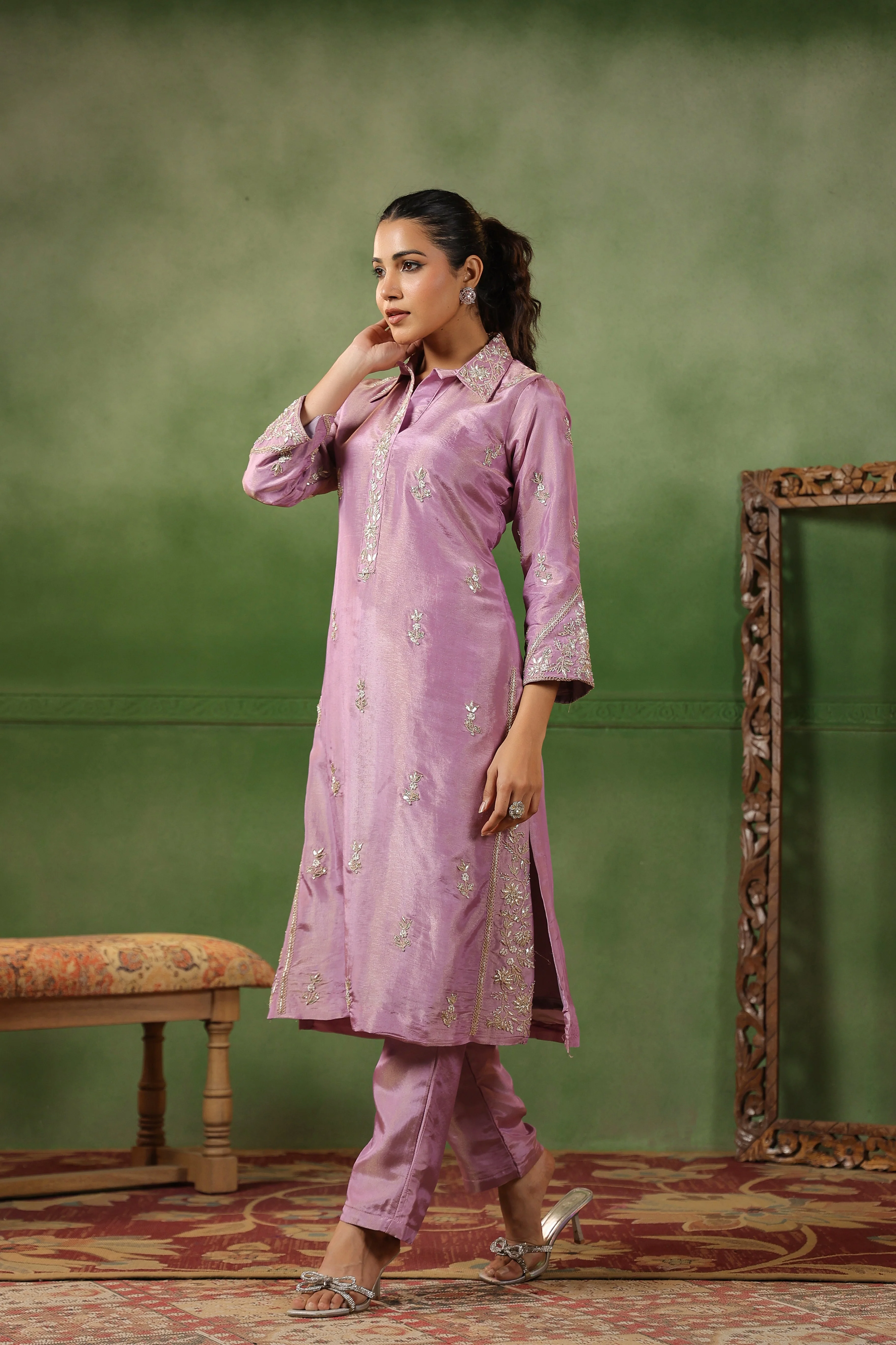 Lilac Pink Embellished Tissue Silk Kurta Set - Image 6