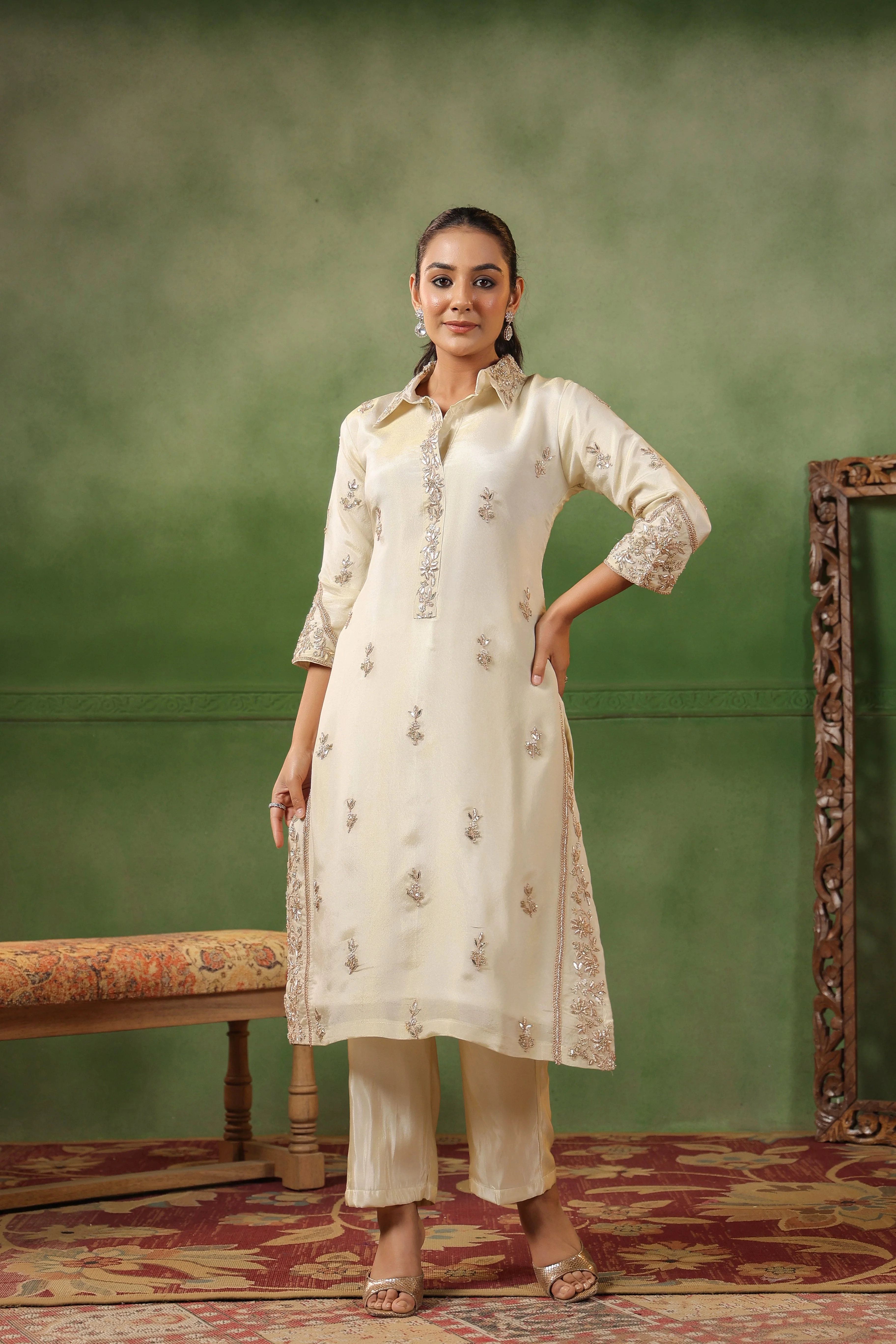 Off-White Embellished Tissue Silk Kurta Set - Image 6