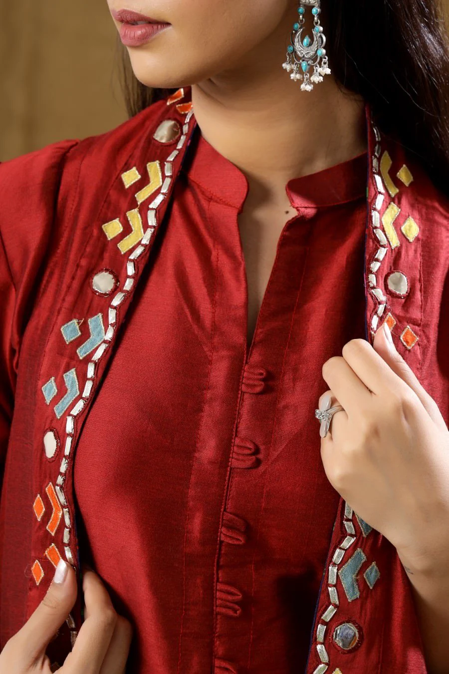 Maroon Dola Silk Kurta Pant And Jacket Set - Image 5