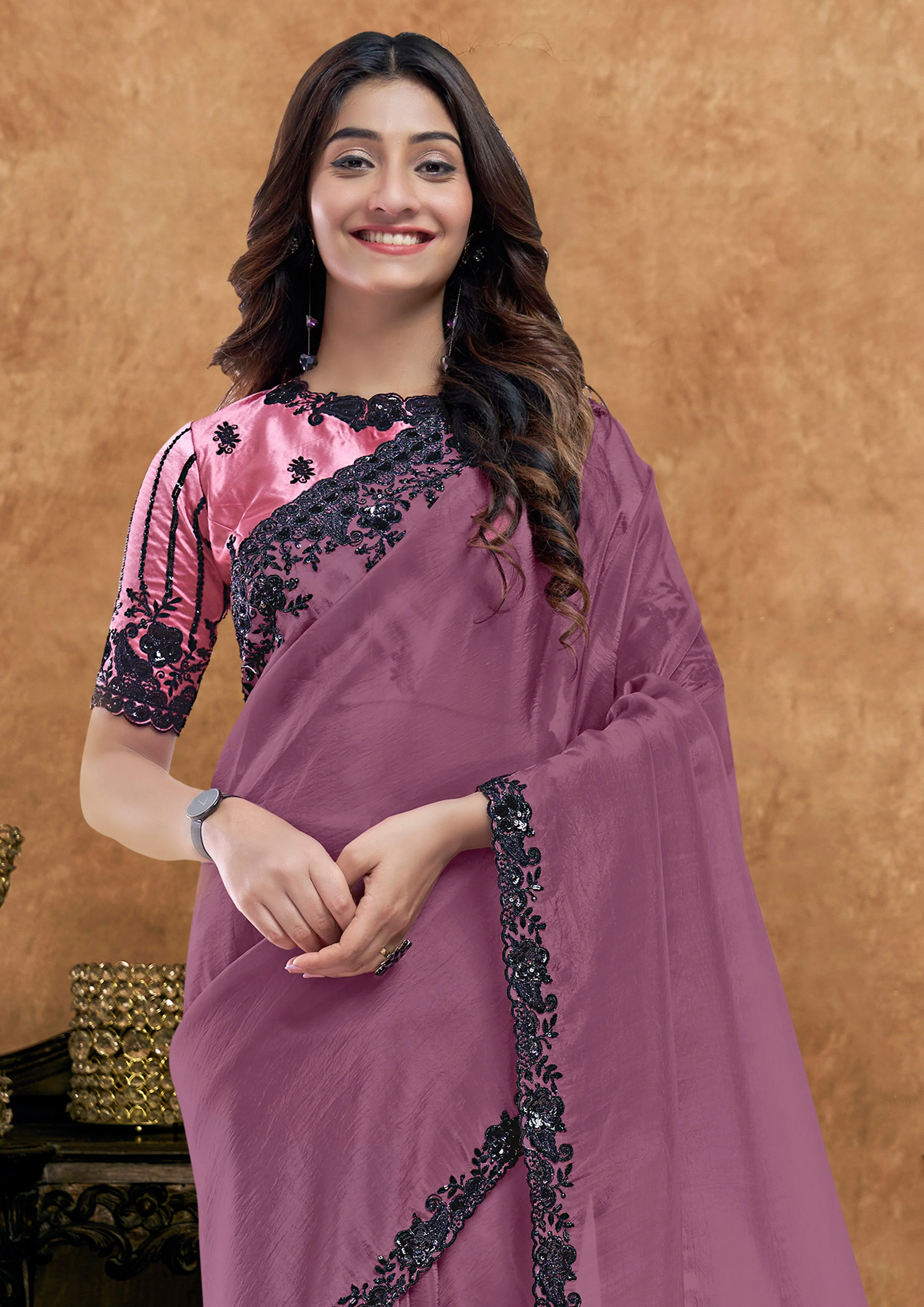 Mauve Orchid Embellished Crushed Pure Silk Saree - Image 3
