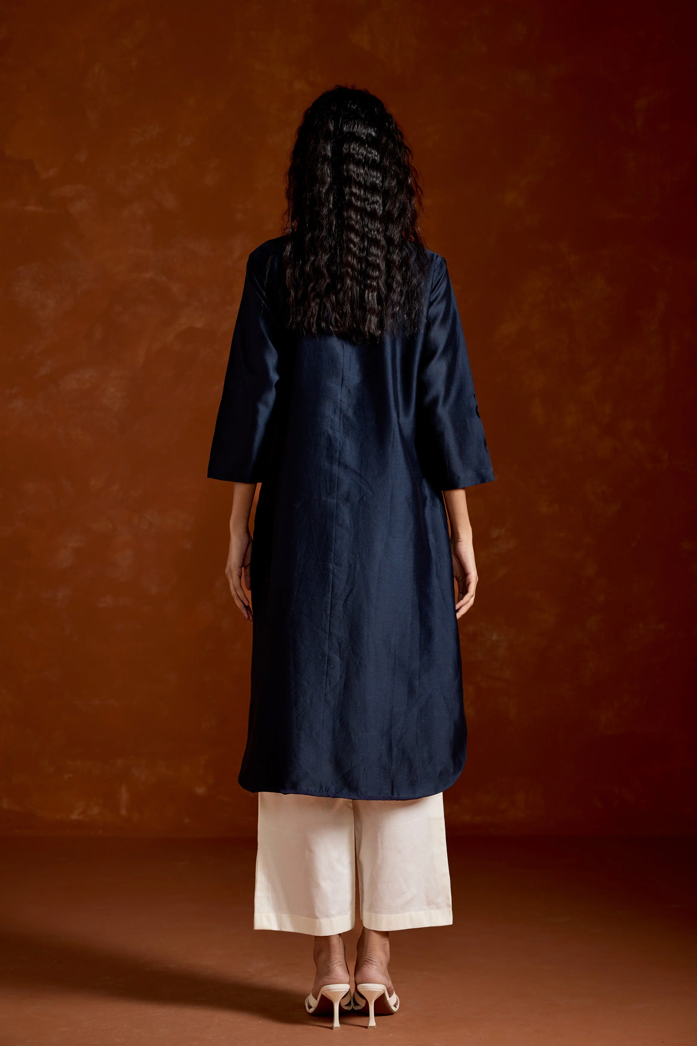 Midnight Blue Printed Chinon Silk Kurta Set - Image 6