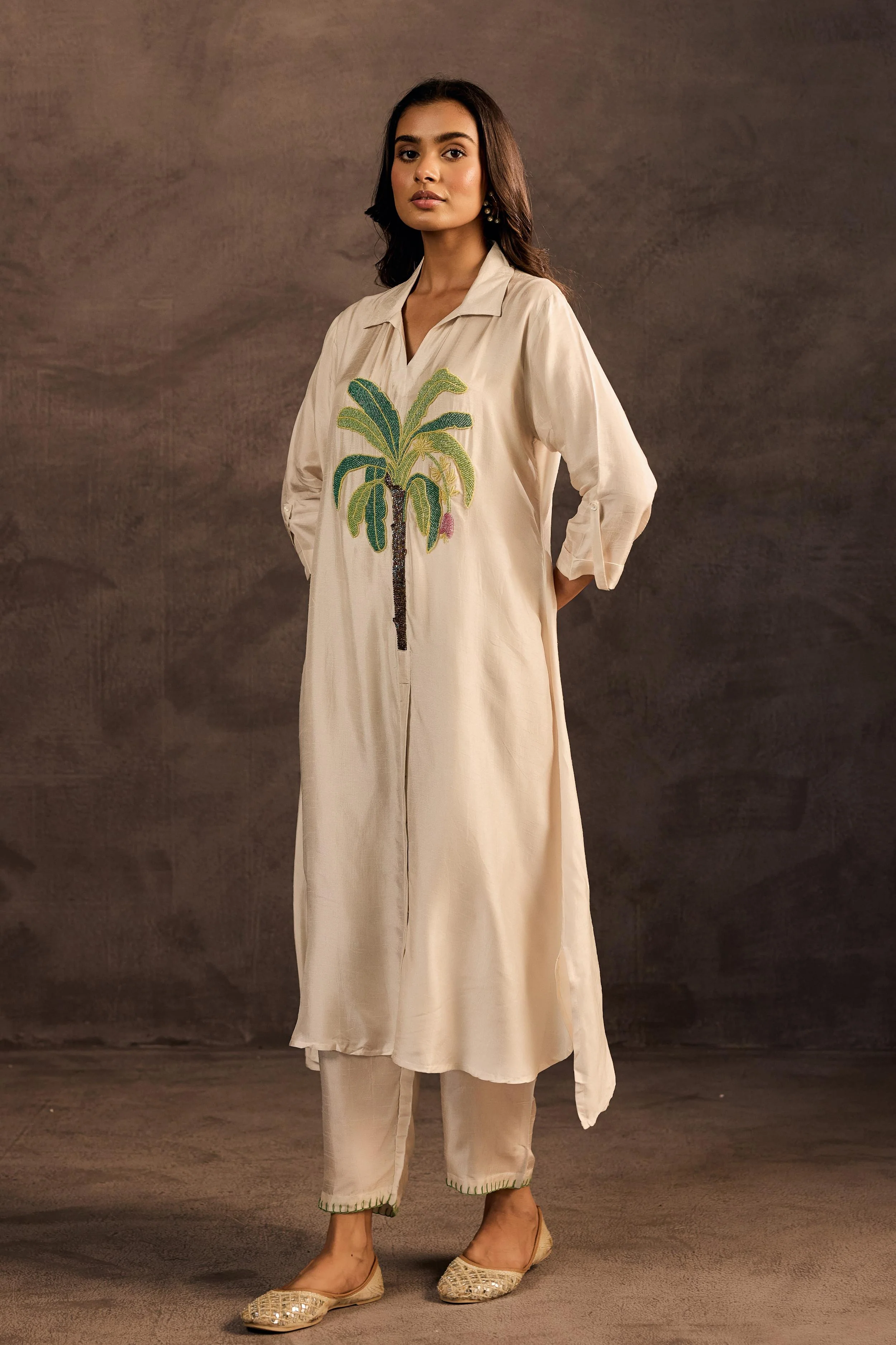 Moonlit Champagne Embellished Raw Silk Kurta Set - Image 4
