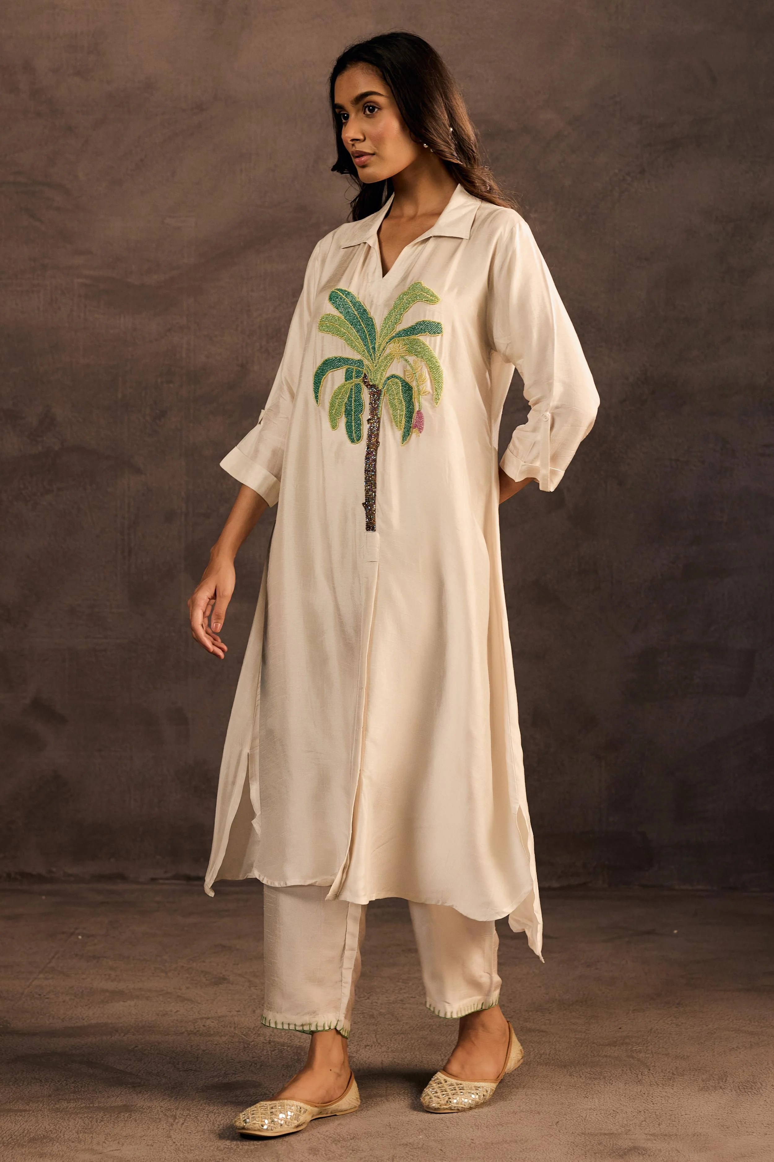 Moonlit Champagne Embellished Raw Silk Kurta Set - Image 5