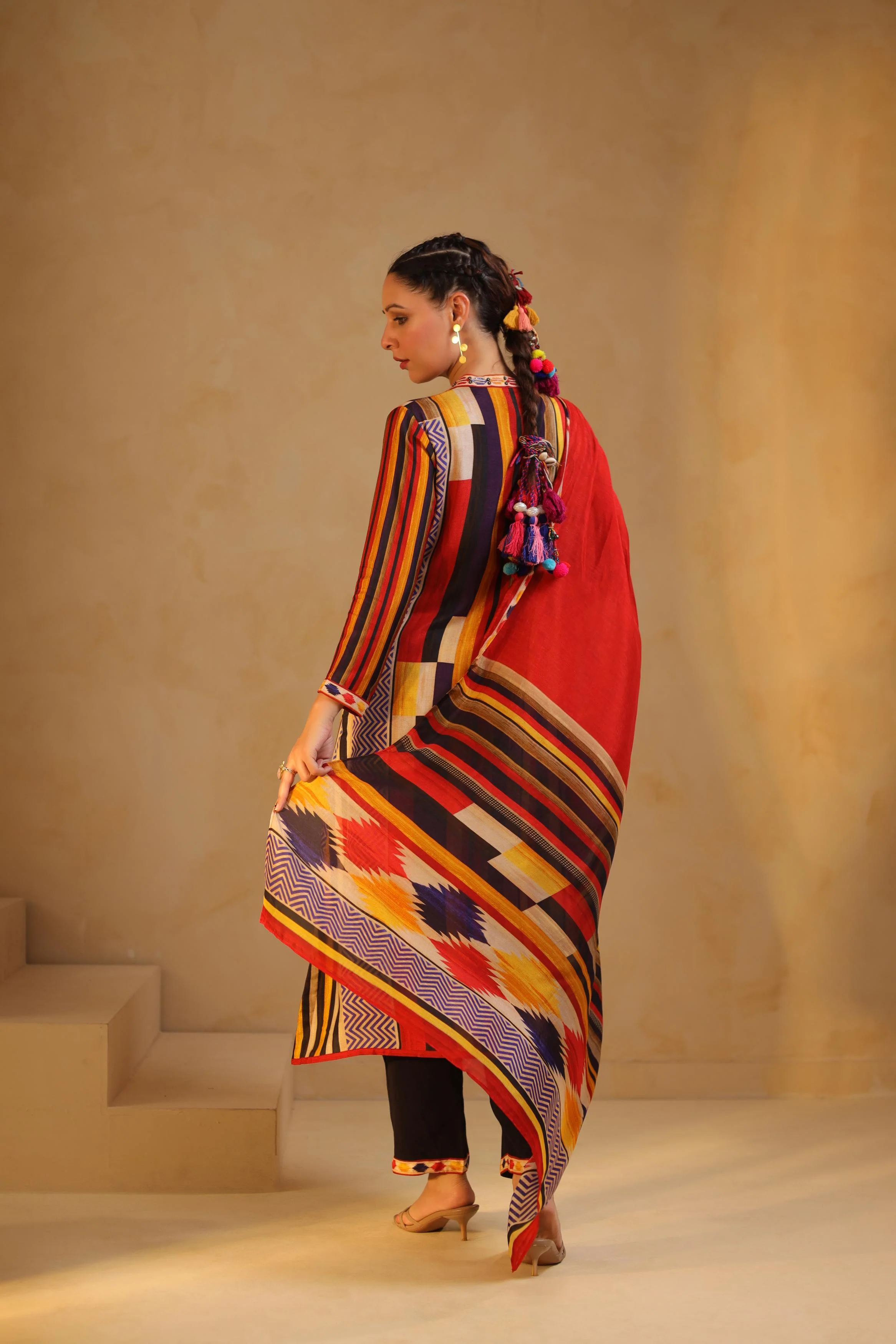 Multicolor Printed Dola Silk Pant Set - Image 5