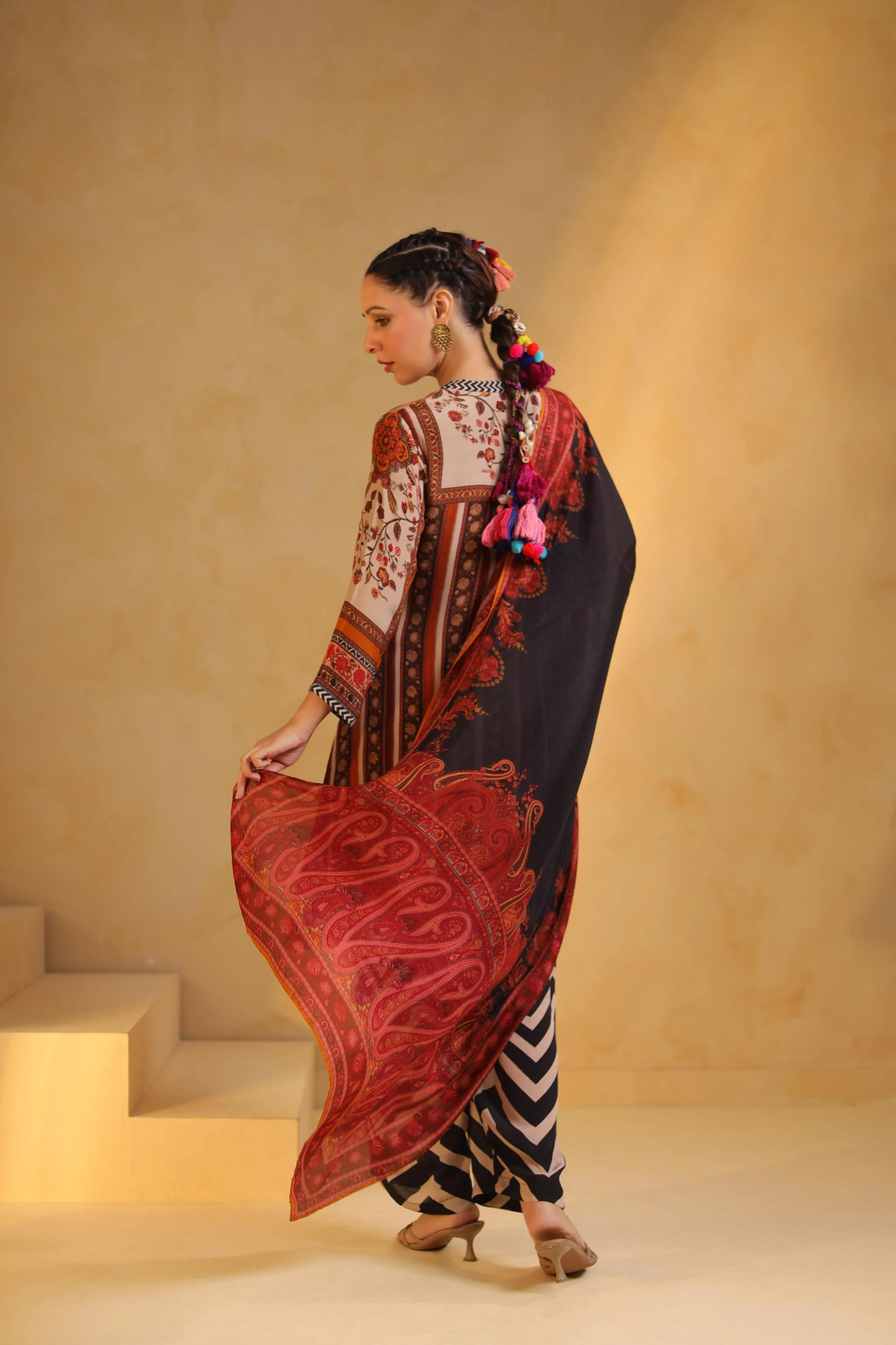 Multicolor Printed Dola Silk Pant Set - Image 5