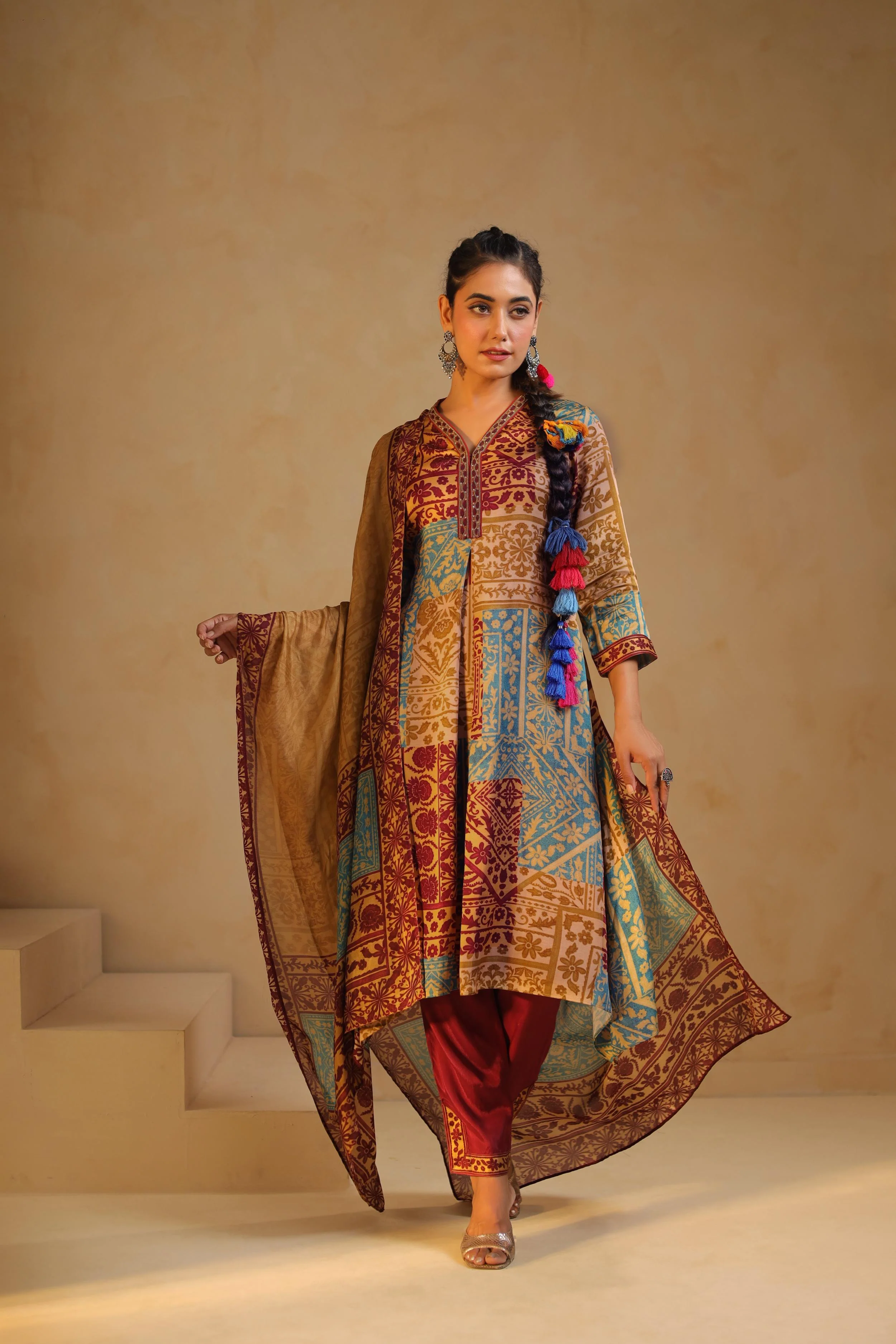 Multicolor Printed Linen Satin Pant Set - Image 4