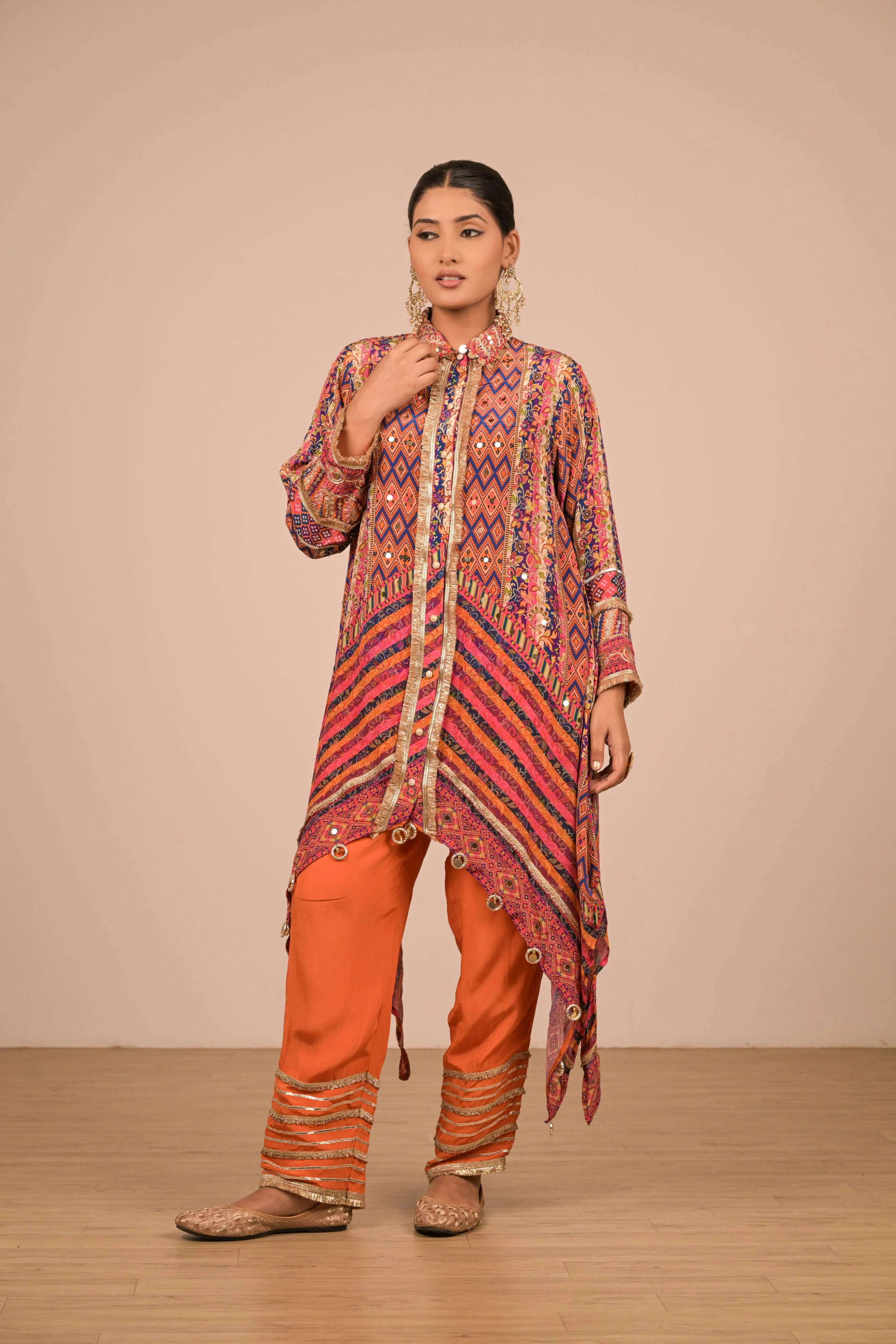 Multicolor Asymmetrical Printed Kurta Set - Image 10