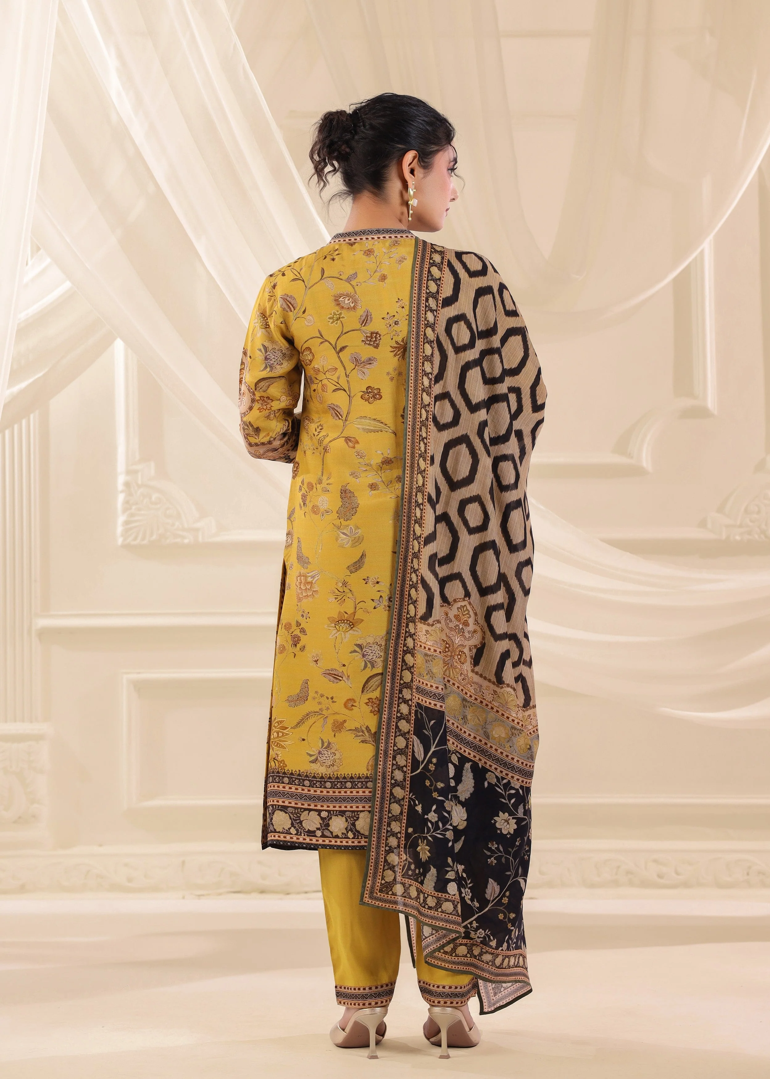 Mustard Yellow Printed Dola Silk Pant Set - Image 5