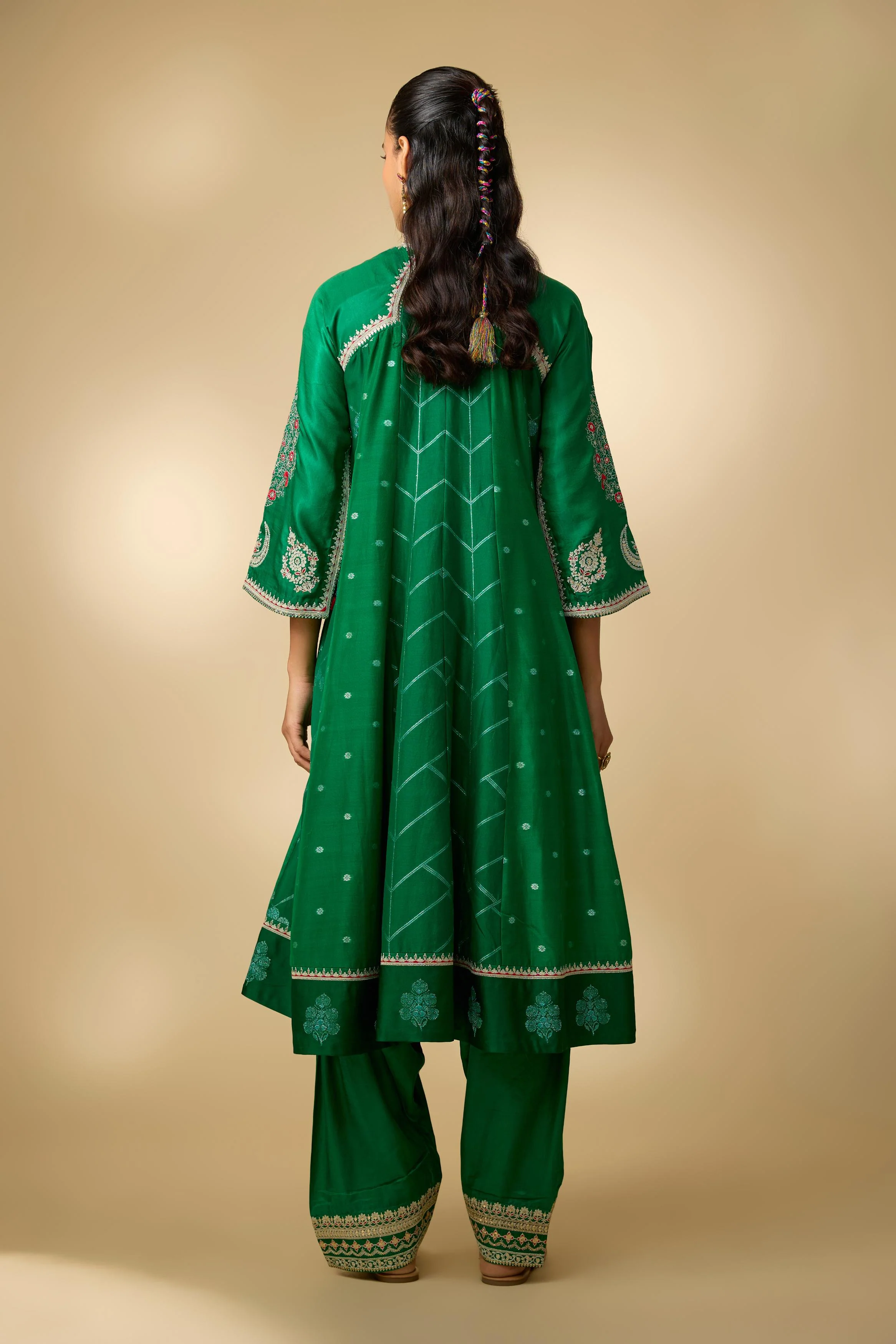 Green Embellished Cotton Linen Anarkali Set - Image 3