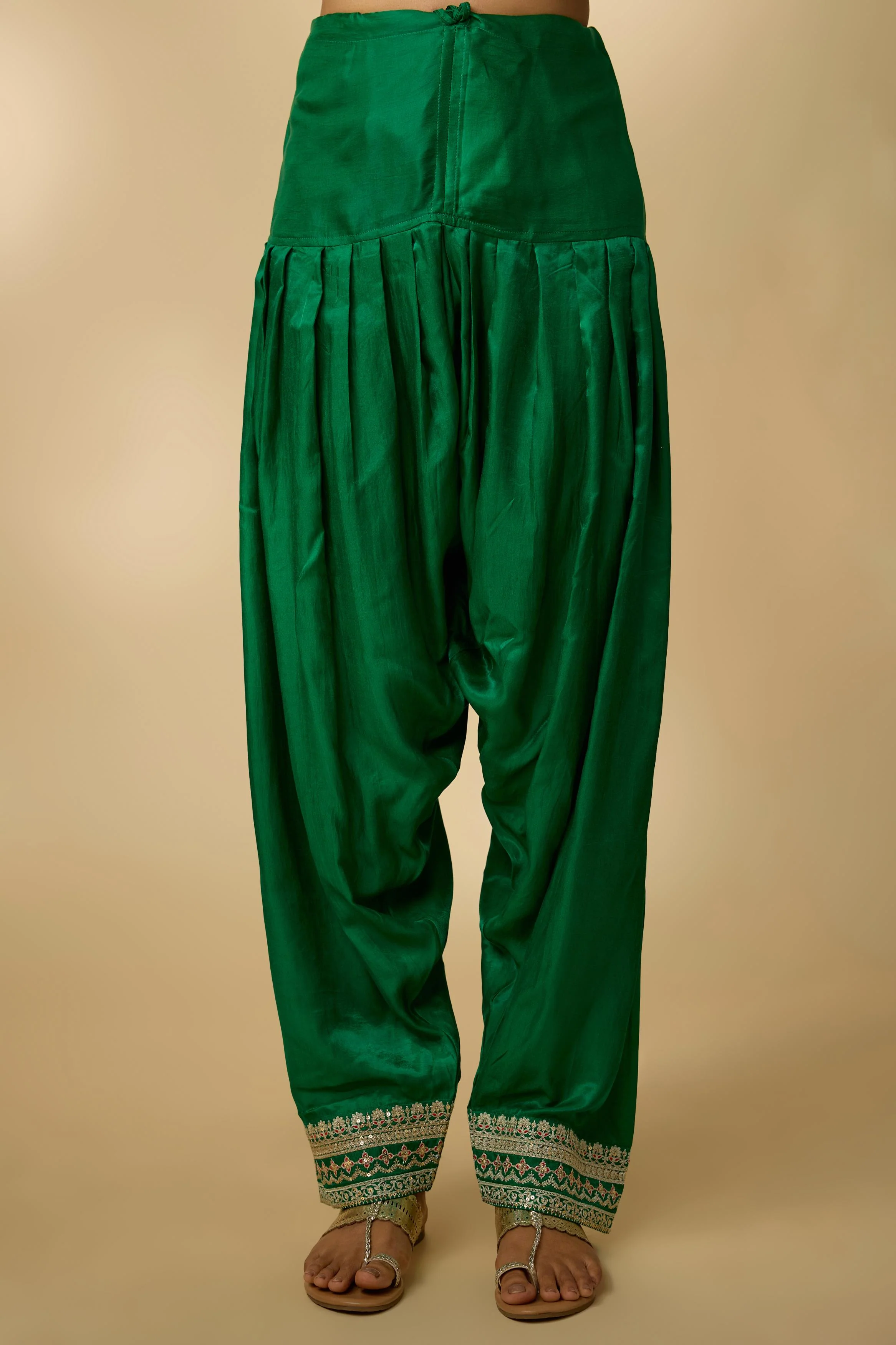 Green Embellished Cotton Linen Anarkali Set - Image 4