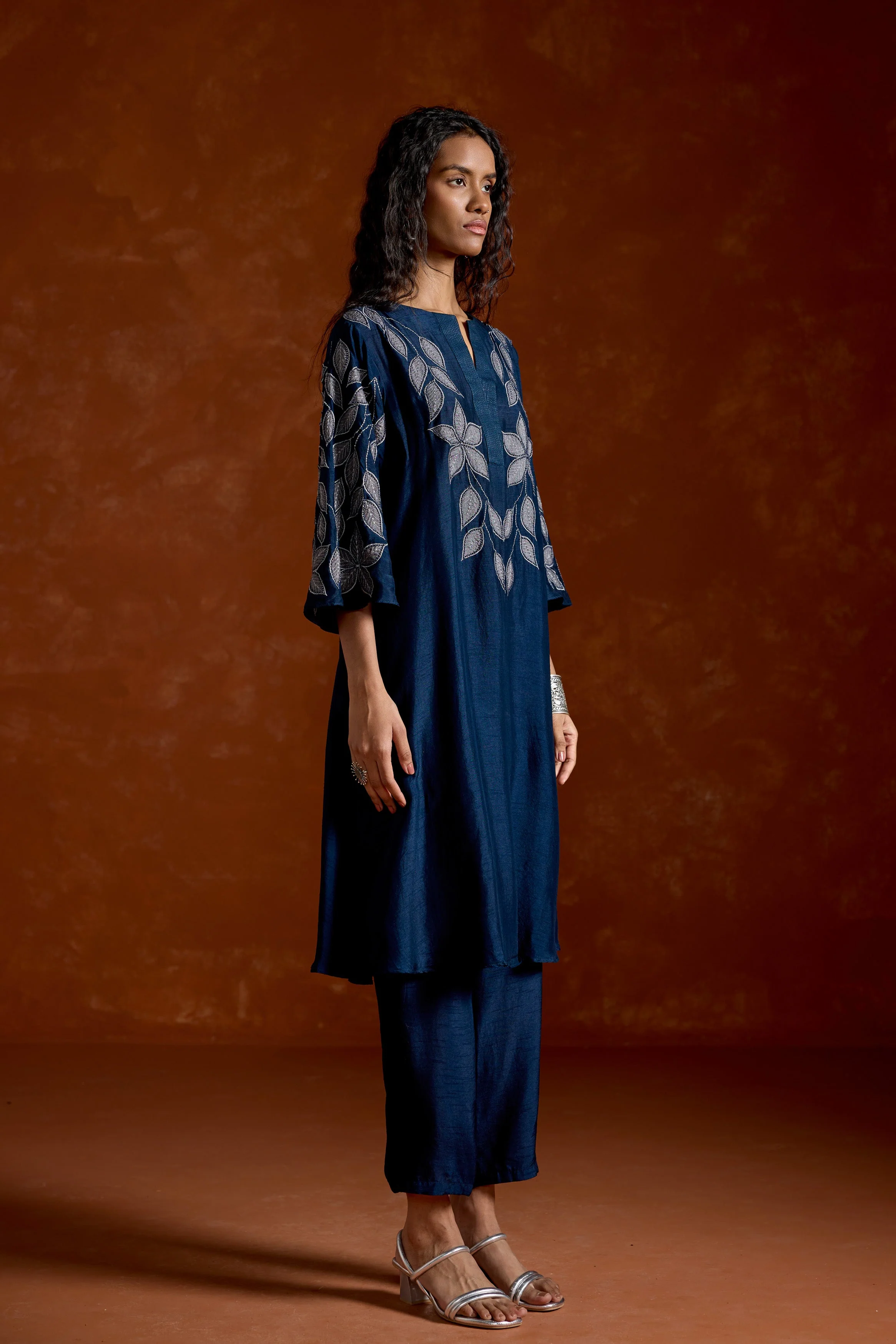 Midnight Blue Embellished Raw SiIk Kurta Set - Image 5