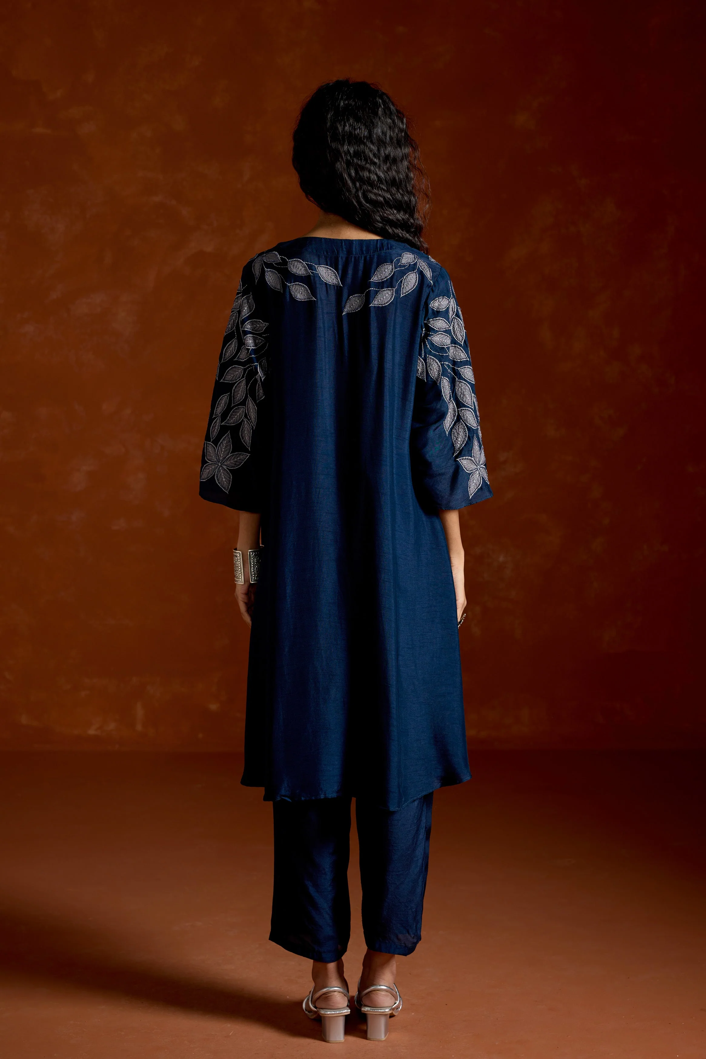 Midnight Blue Embellished Raw SiIk Kurta Set - Image 7