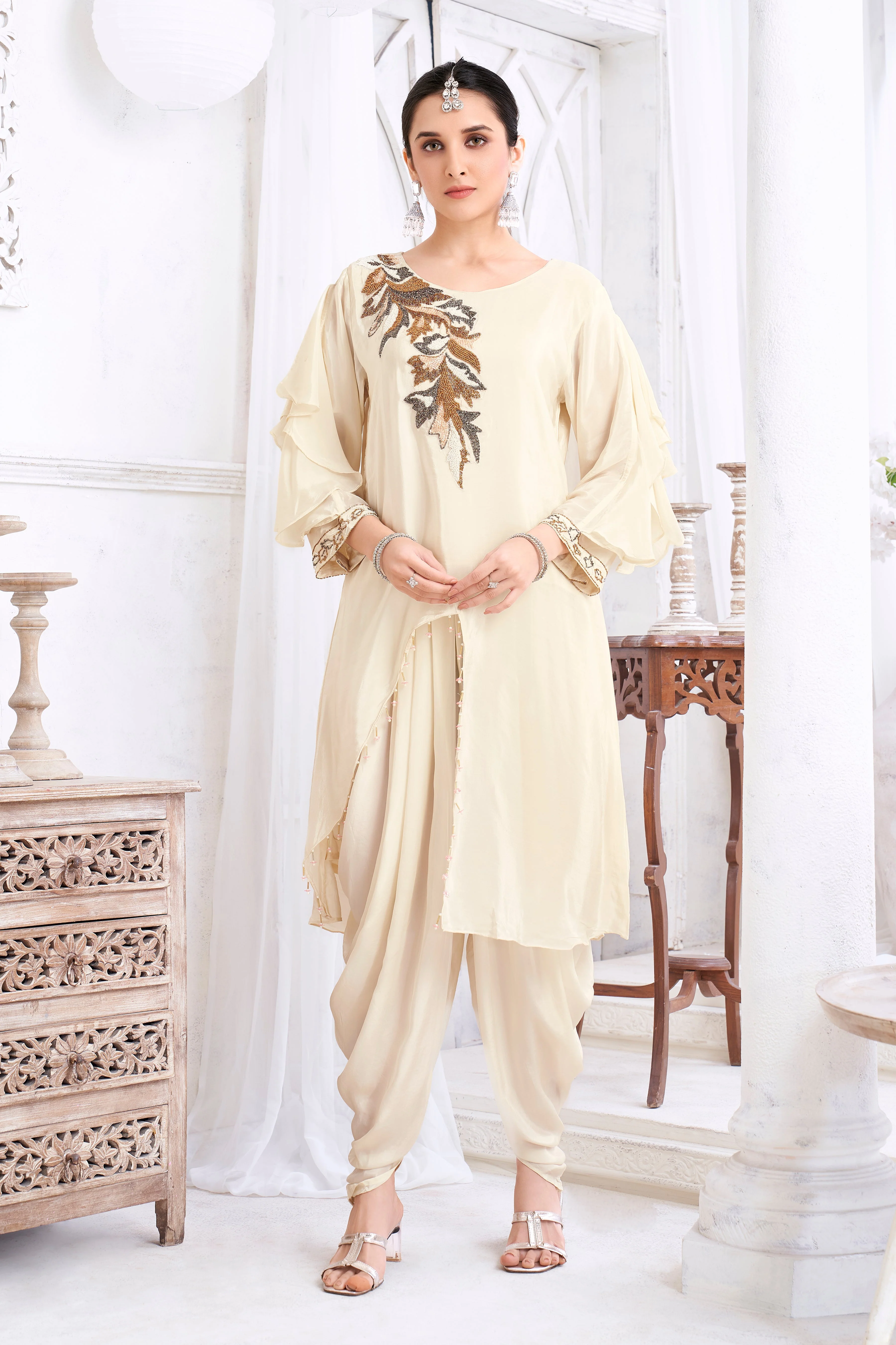 Off-White Embellished Crepe Silk Dhoti Set - Image 3