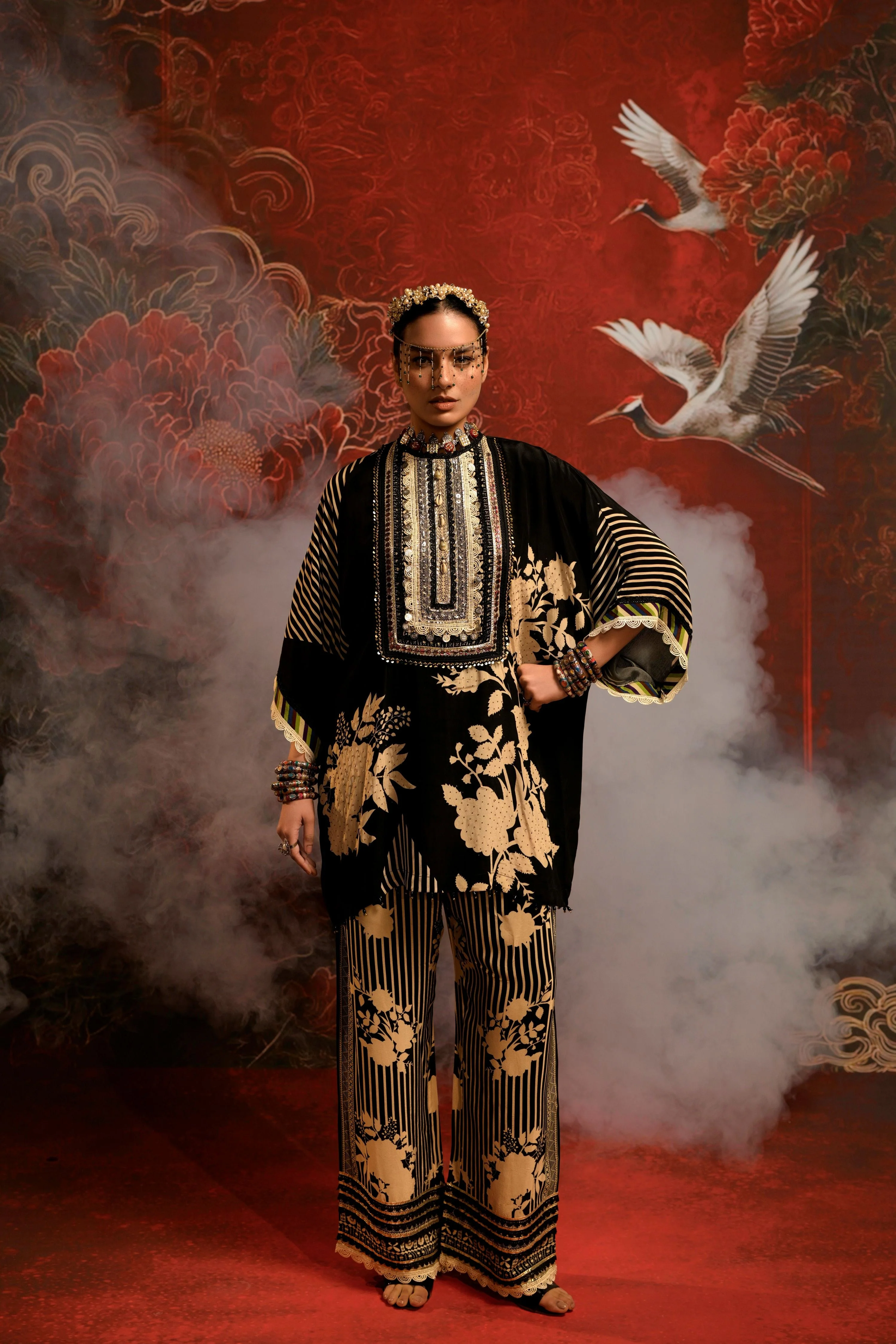 Obsidian Gold Printed Crepe Silk Co-Ord Set - Image 3