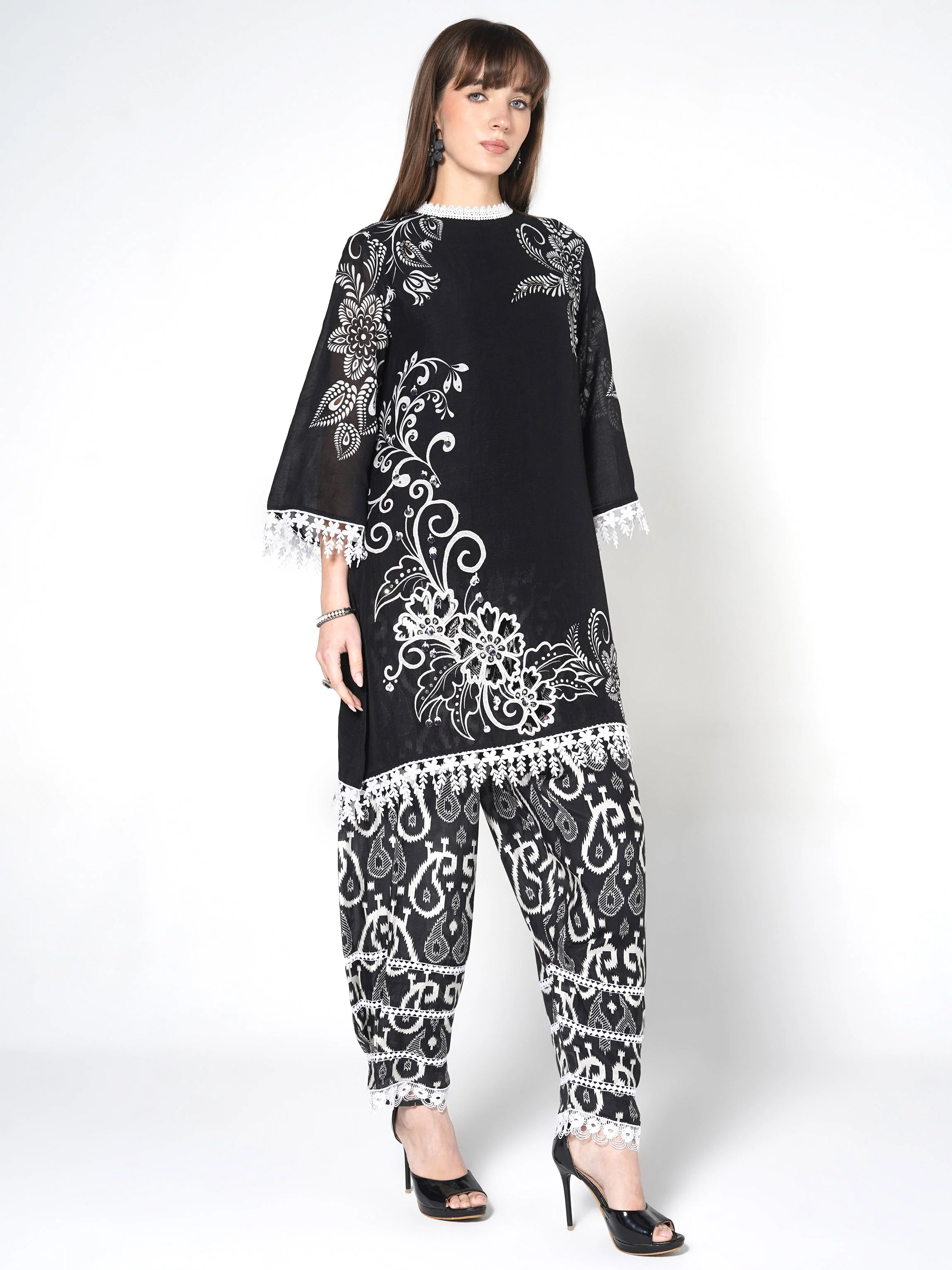 Obsidian Noir Printed Linen Silk Co-Ord Set - Image 5