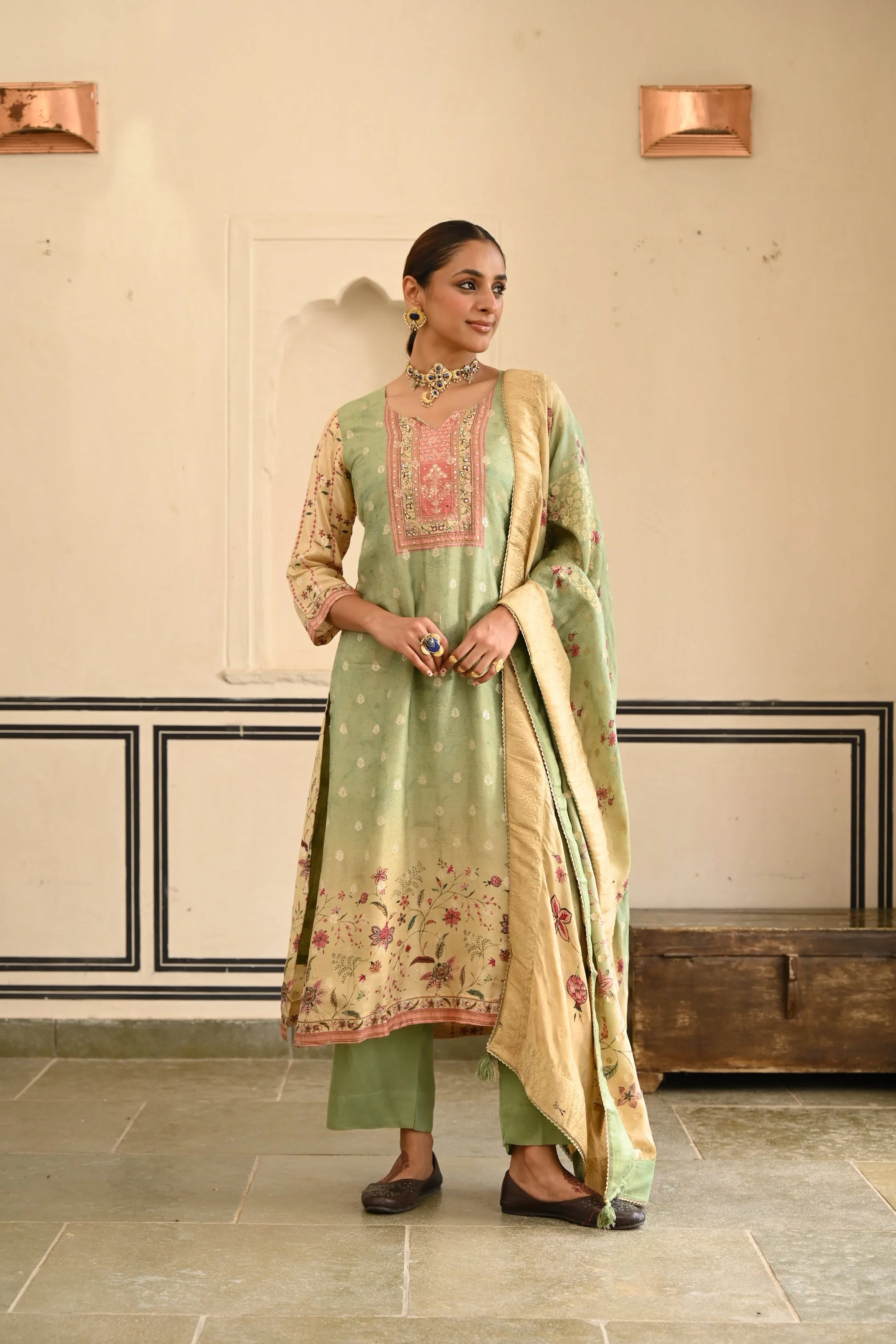 Pastel Green Printed Jacquard Silk Pant Set - Image 3