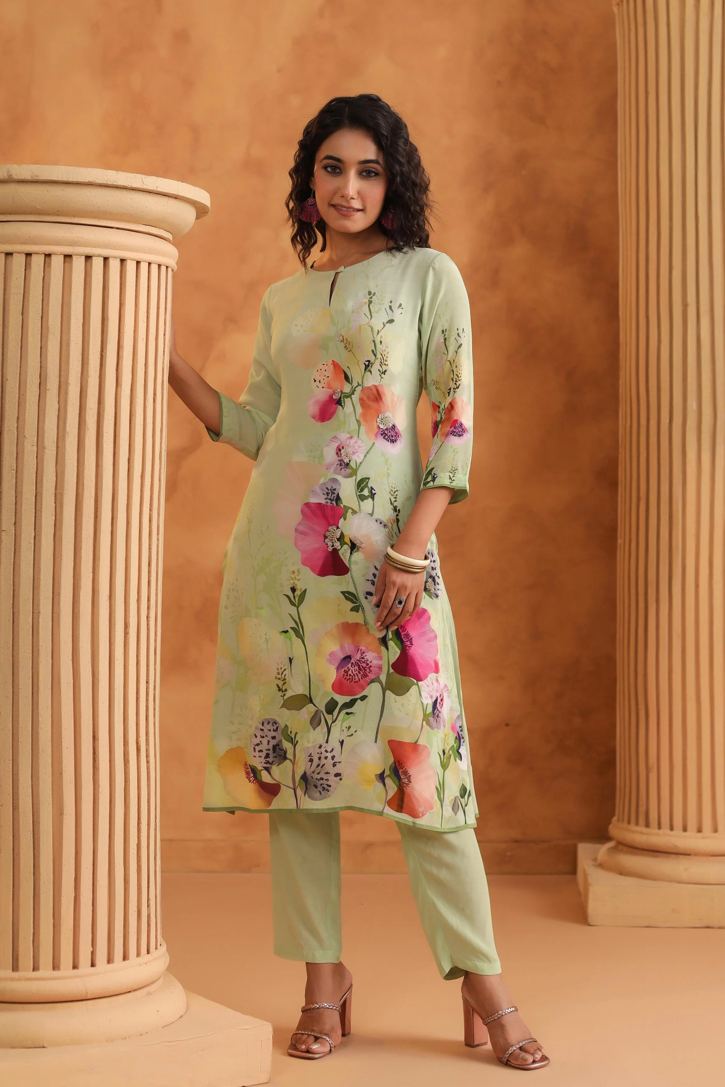 Pastel Green Printed Viscose Crepe Kurta Set - Image 3