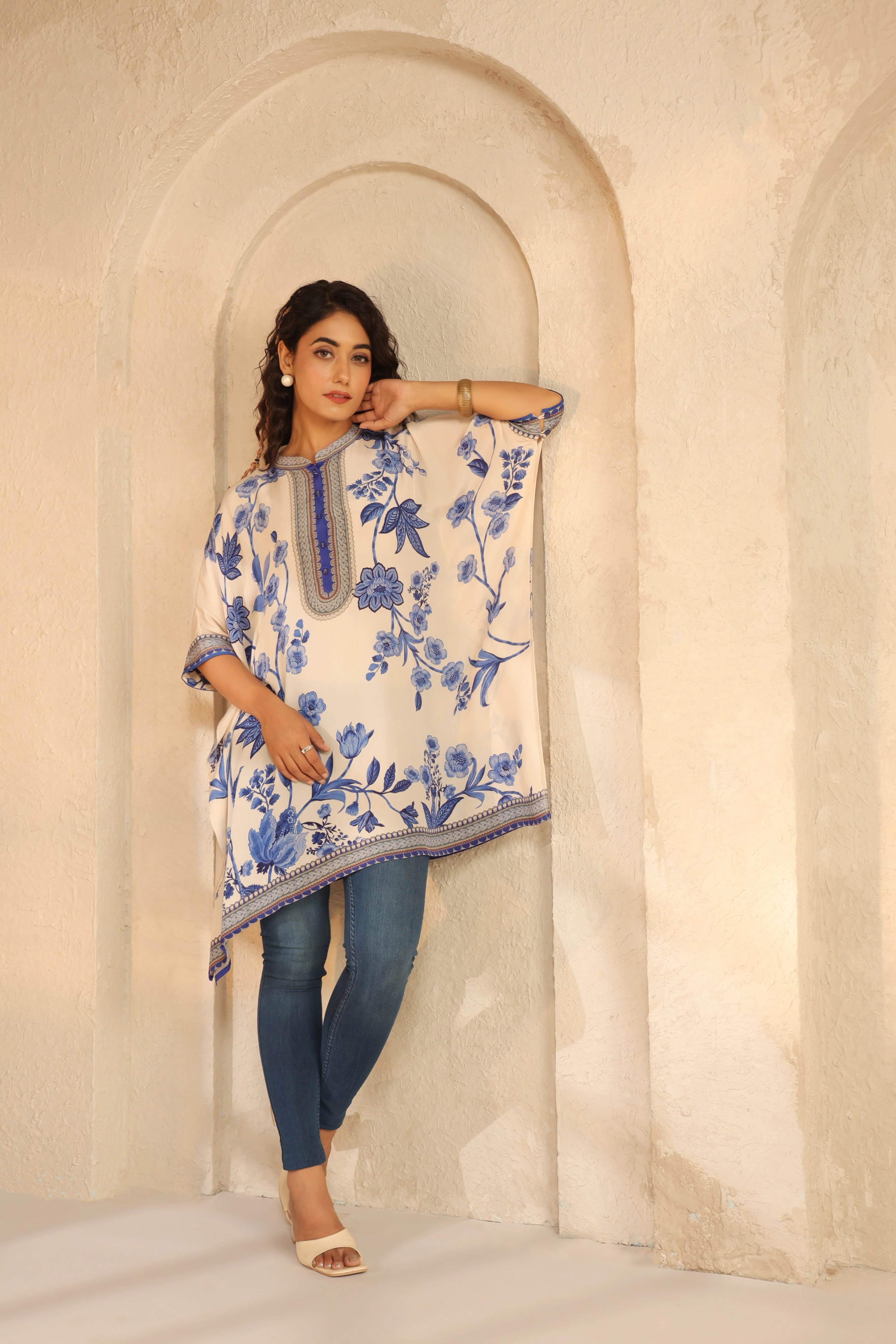 Off-White Printed Viscose Crepe Kaftan Top - Image 4