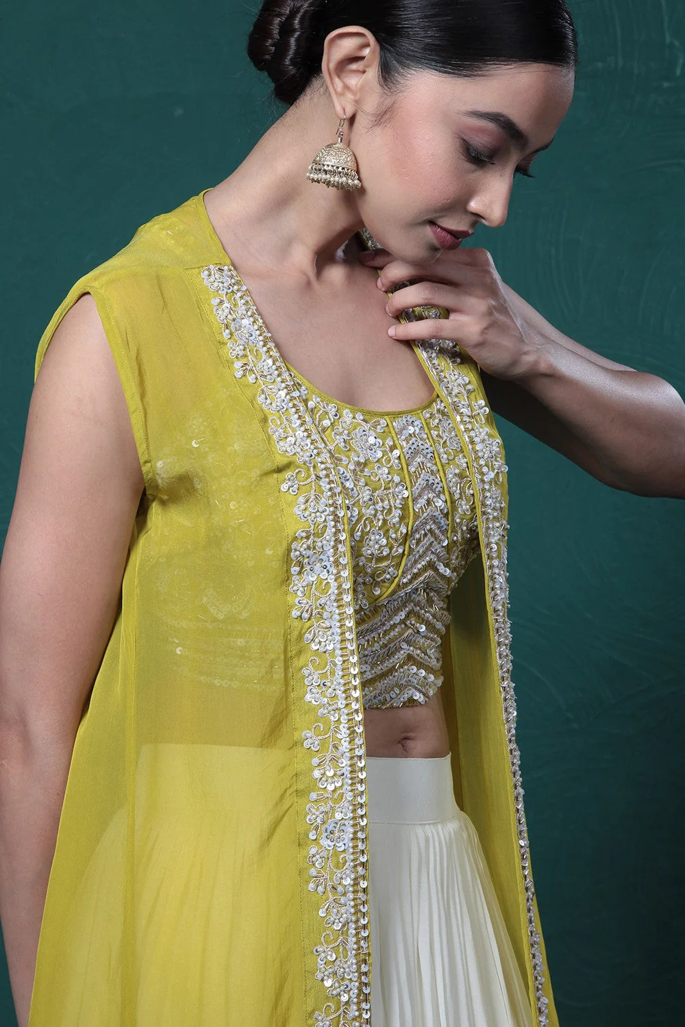Pear Green Ombre-Dyed Cape Set - Image 4