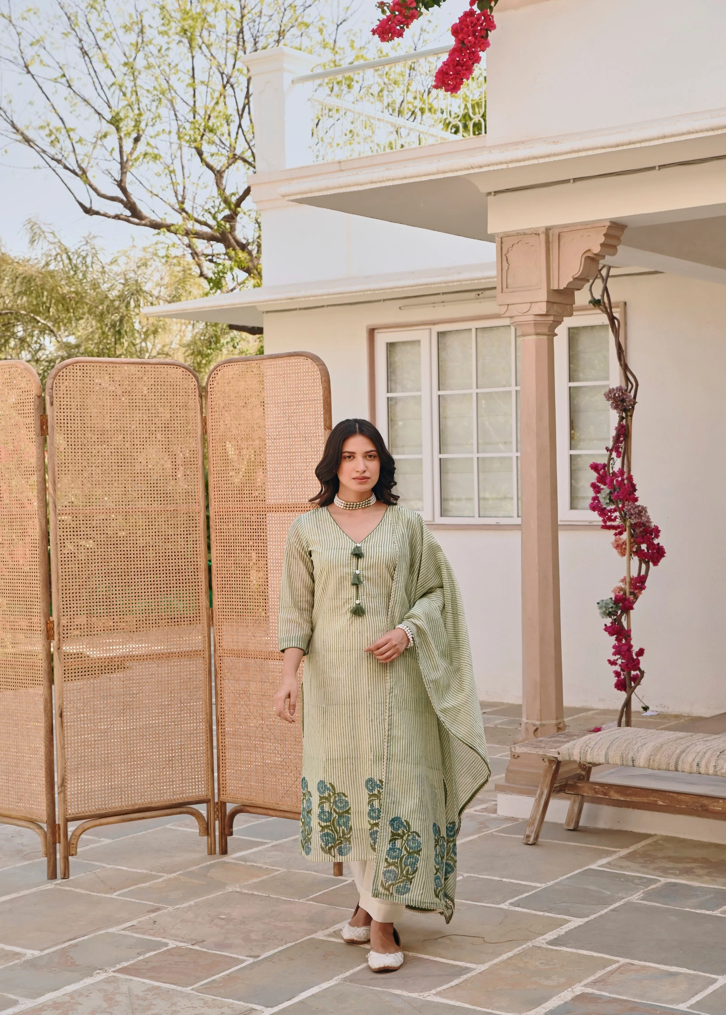 Pear Green Printed Chanderi Silk Pant Set - Image 3