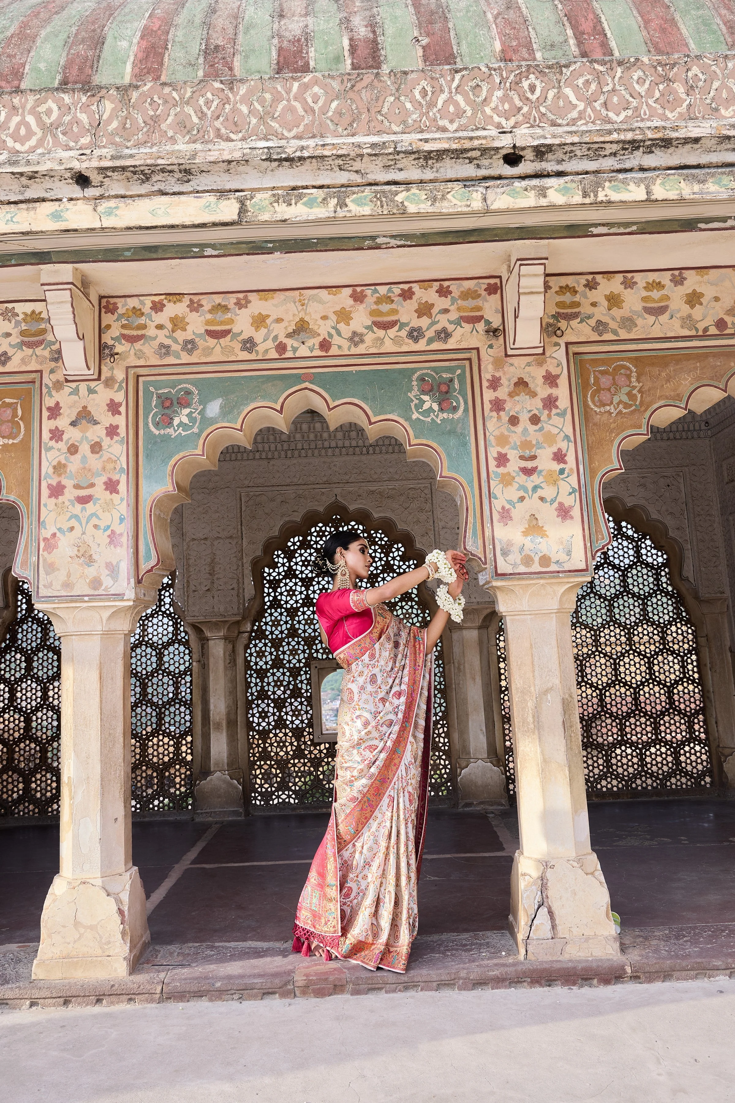 Pearl White Woven Gajji Silk Saree - Image 3