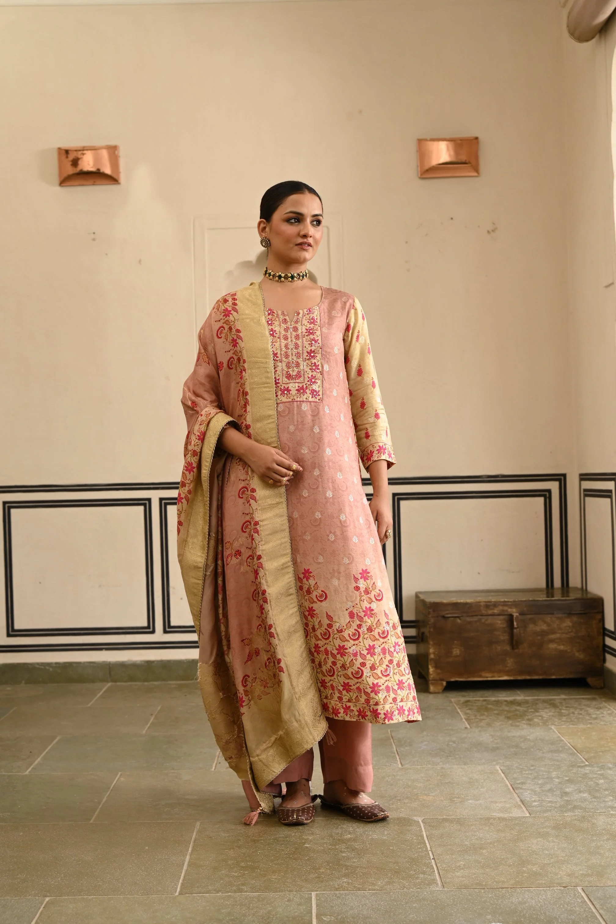 Onion Pink Printed Jacquard Silk Pant Set - Image 6