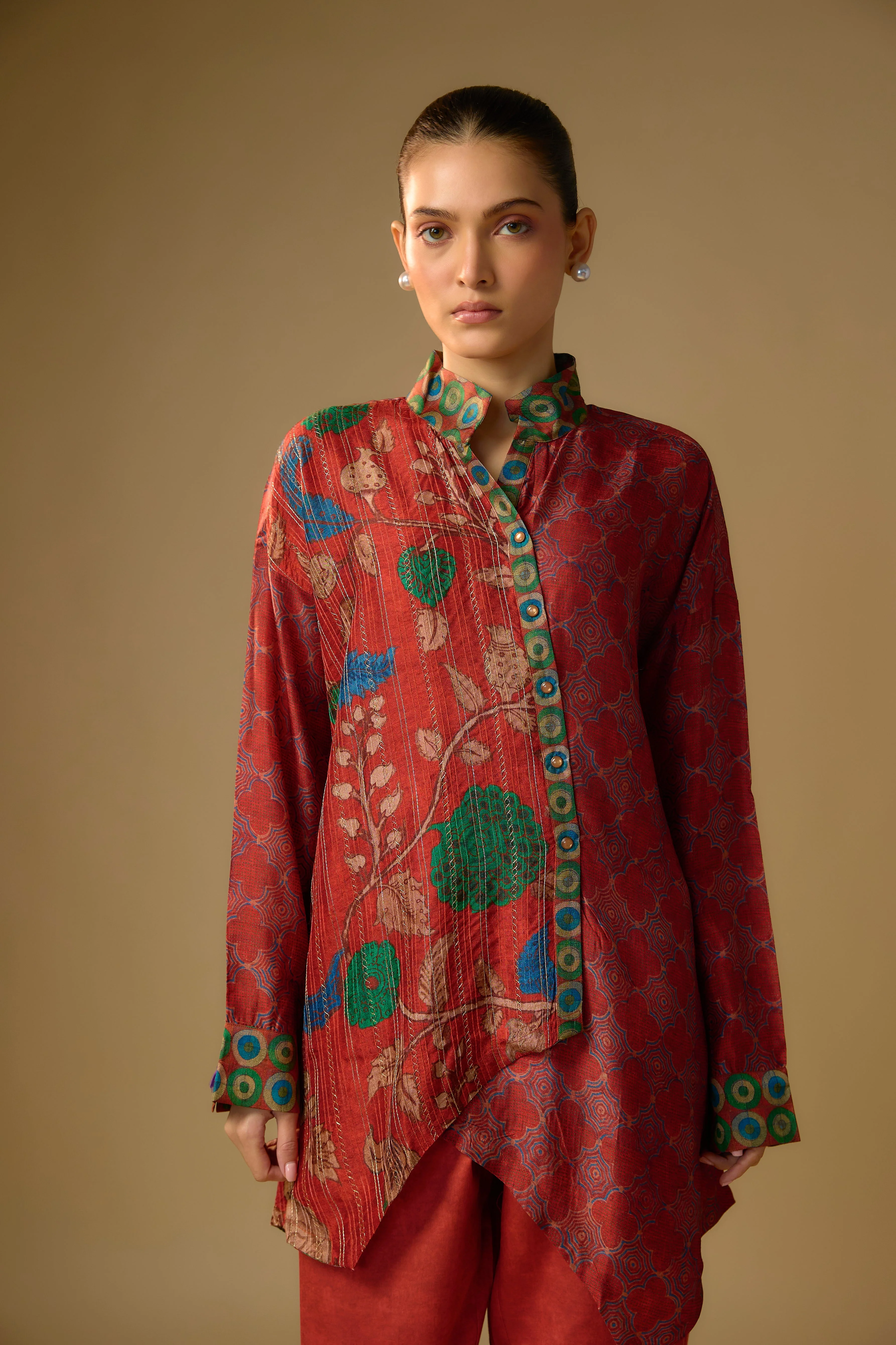 Red Floral Printed Slub Cotton Silk Tunic Top - Image 2