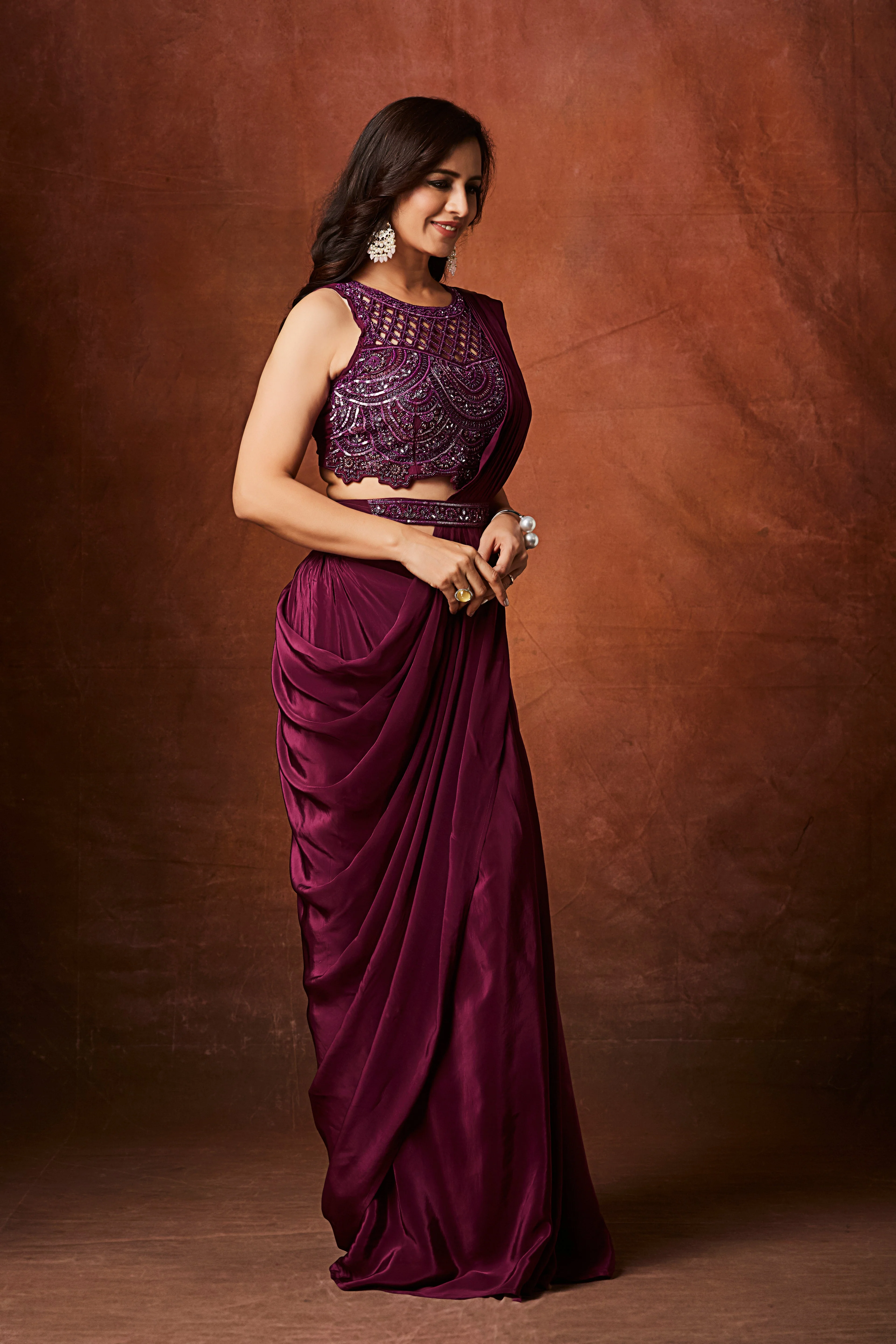 Wine Purple Embellished Crepe Silk Drape Saree - Image 4