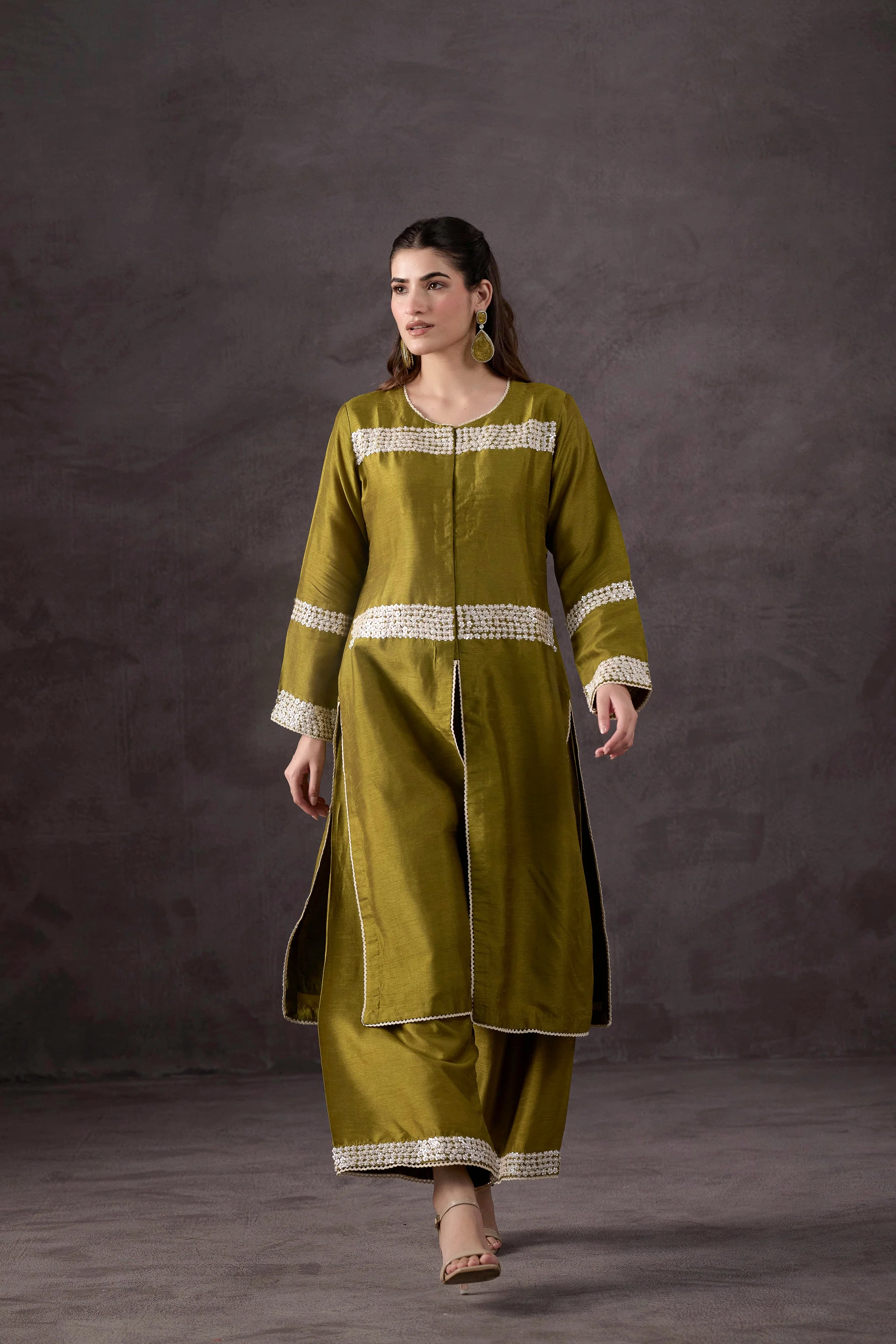 Olive Green Embellished Raw Silk Kurta Set - Image 4