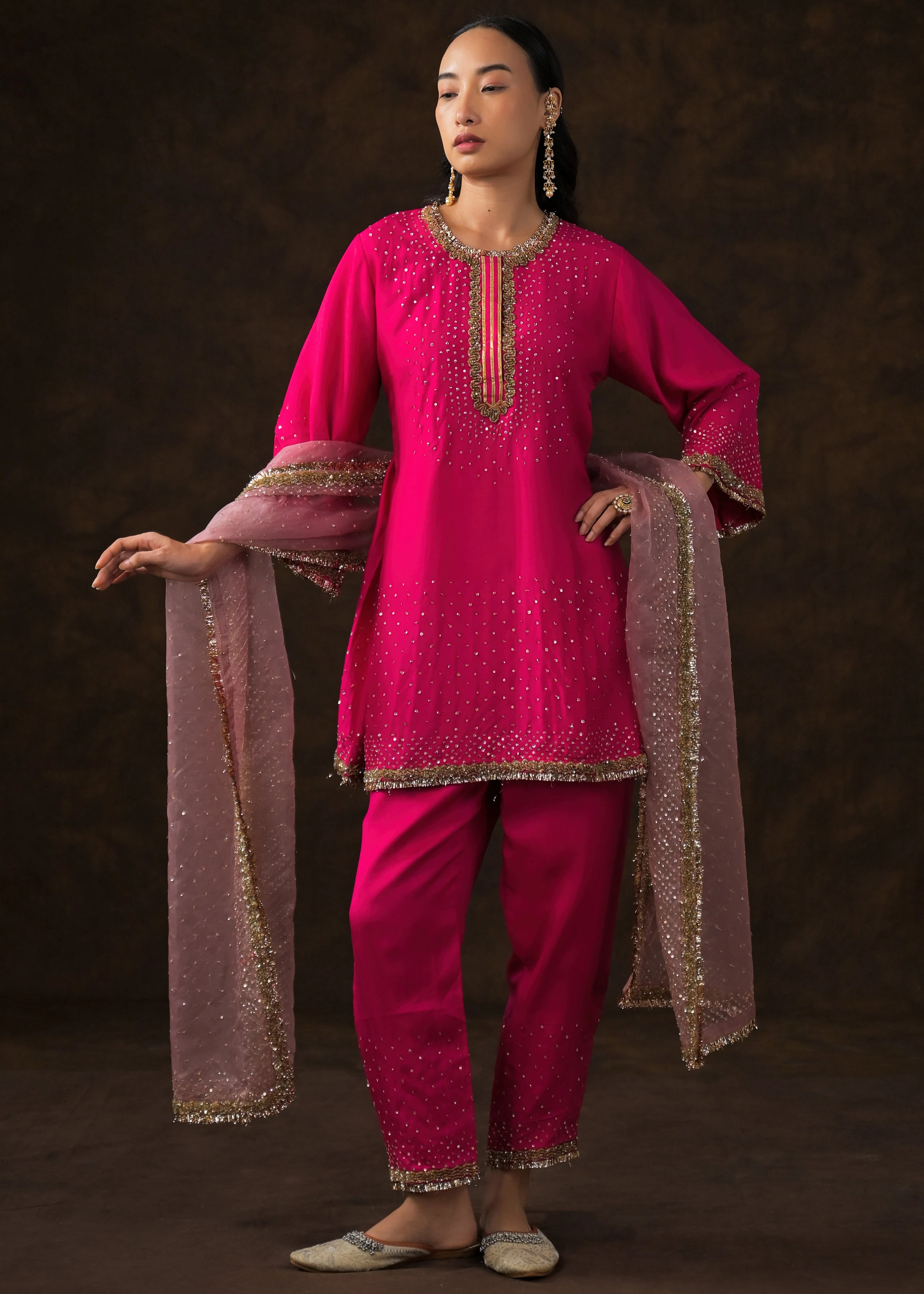 Queen Pink Embellished Raw Silk Pant Set - Image 6