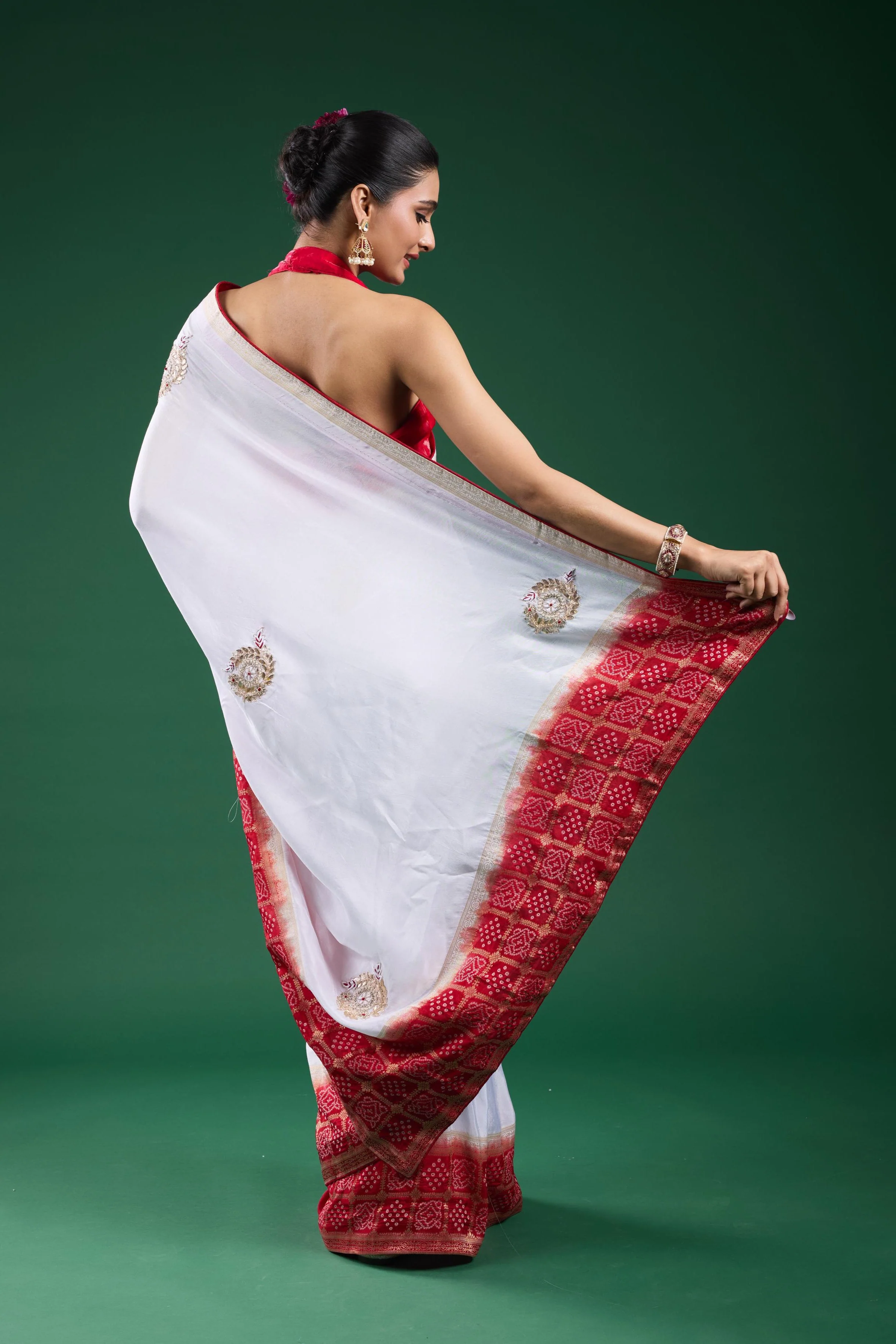 Radiance White Ombre Russian Silk Saree - Image 4