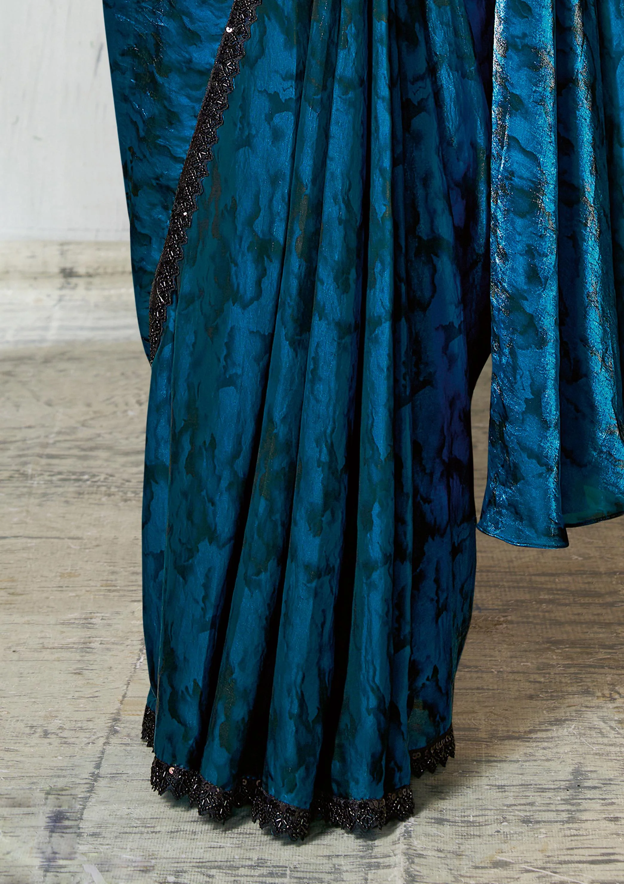Rama Elegance Two-Tone Satin Silk Saree - Image 4